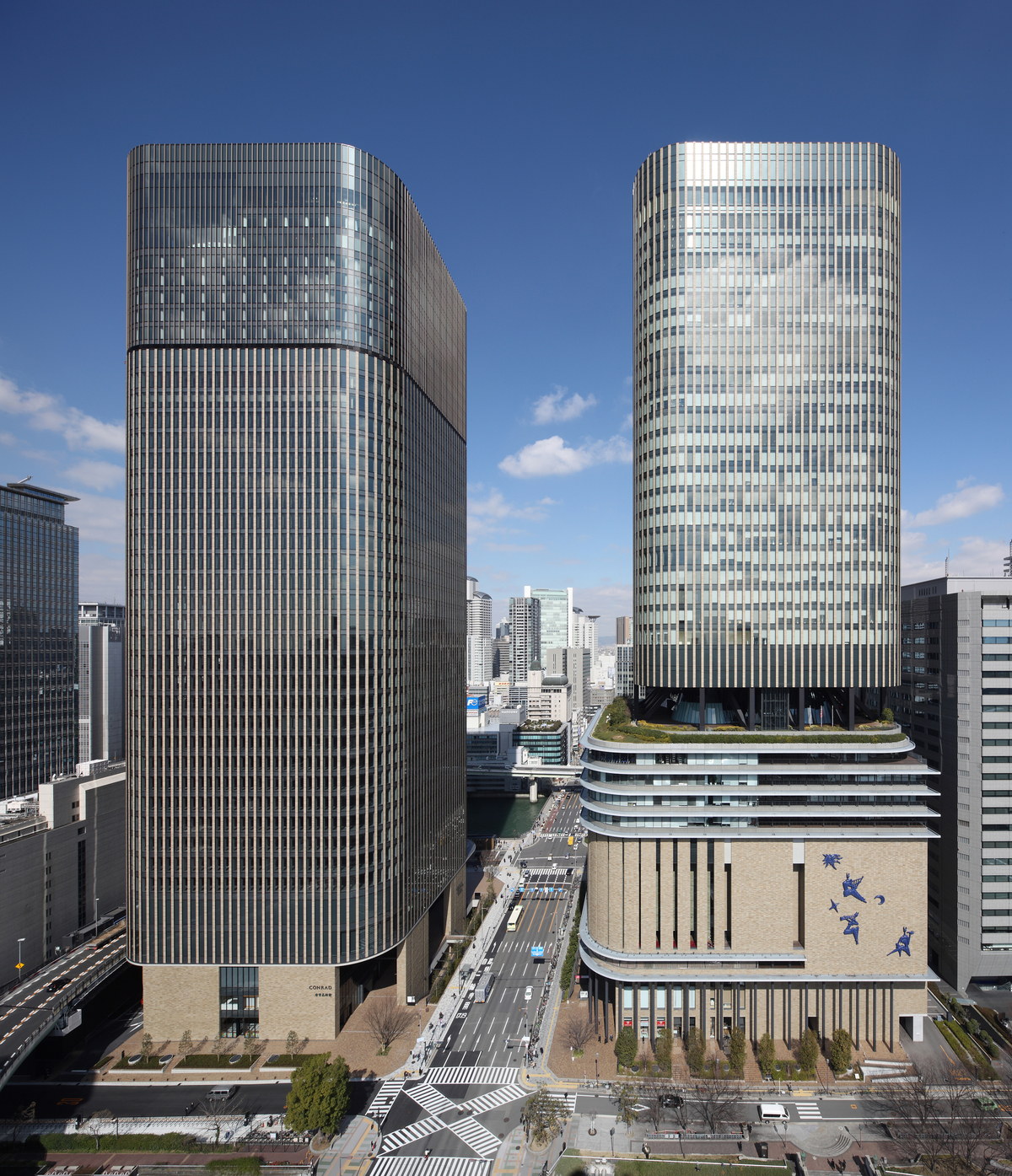 大阪・中之島のビル群が激変した真相！2026年最新再開発と名建築