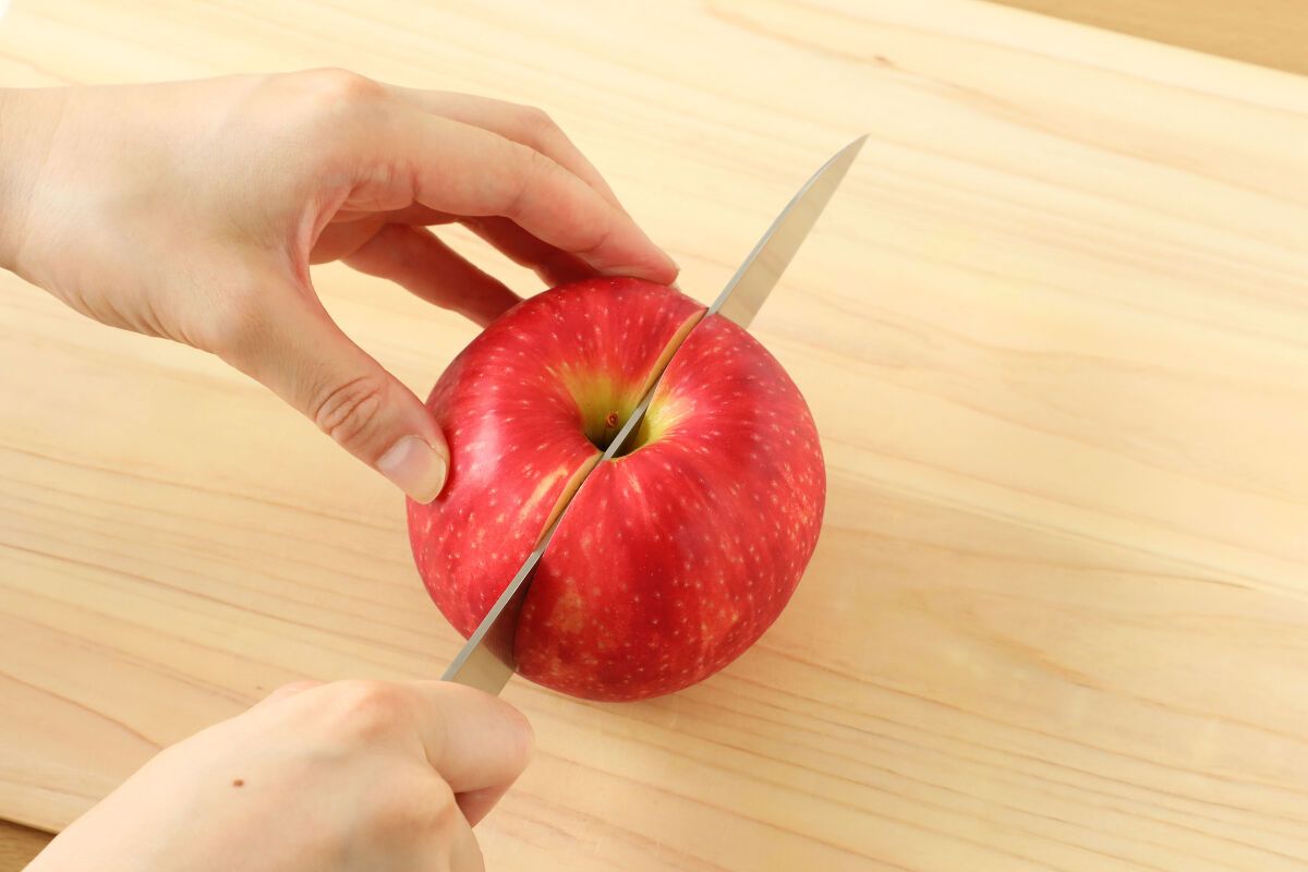 りんごの切り方大全！皮ごと食べる理由とスターカット・変色防止術