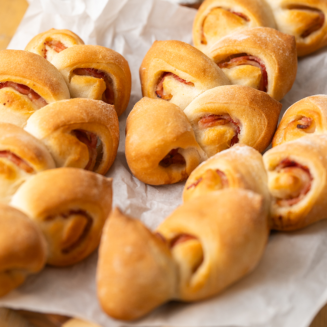 絶品ベーコンエピのレシピ決定版！失敗防ぐプロの成形術と焼き方