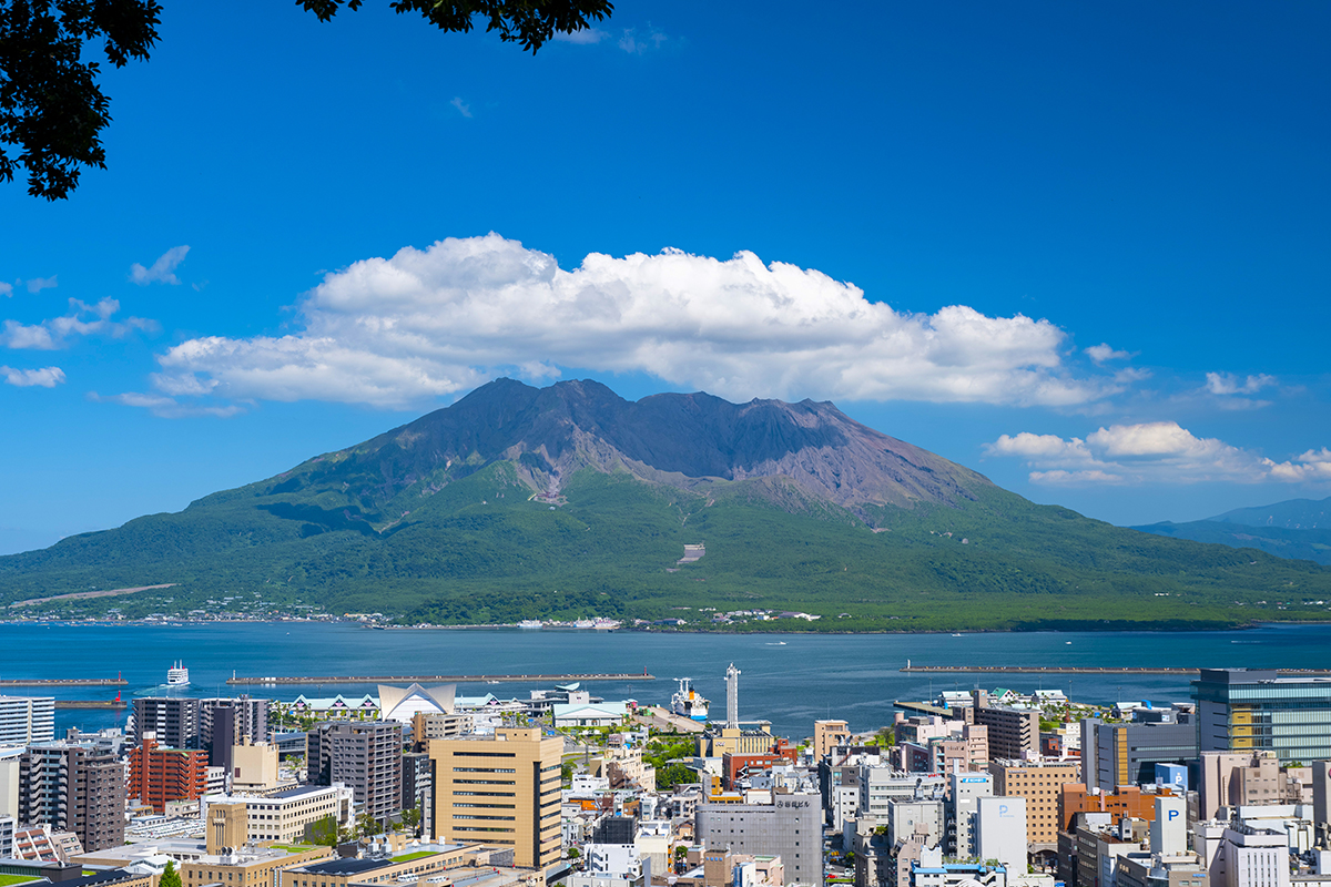 桜島の降灰情報を徹底解説！今日の風向きと洗濯・洗車への影響まとめ