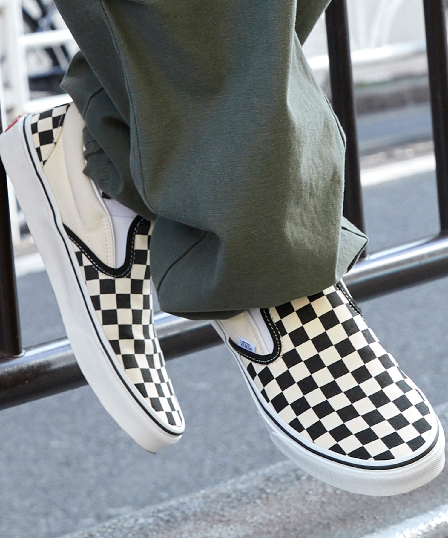 Vansチェックスニーカー人気の秘密！2026年最新の選び方と着こなし術