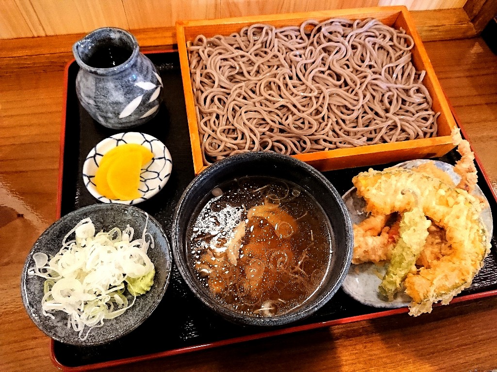 天童の名店「そば処一庵」完全攻略！肉そばの魅力と混雑回避術
