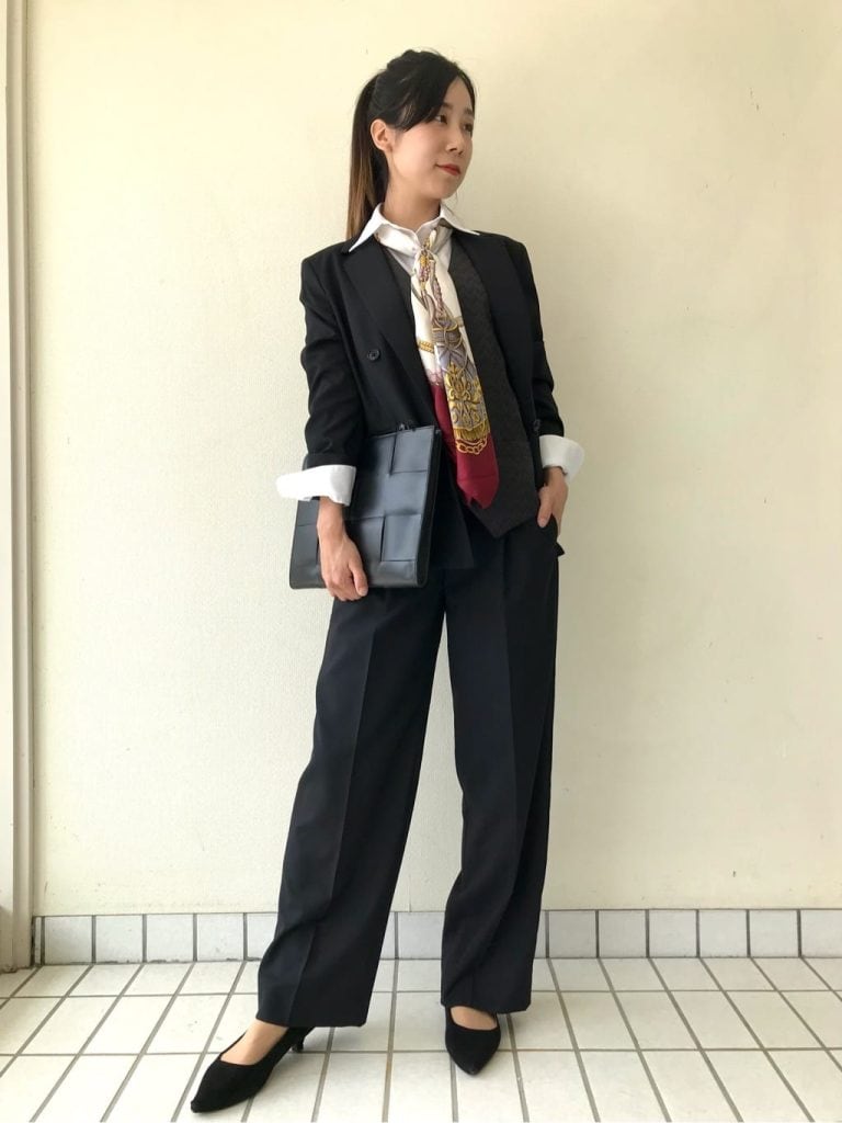 成人式で女性スーツは浮く？後悔を防ぐ選び方と2026最新トレンド