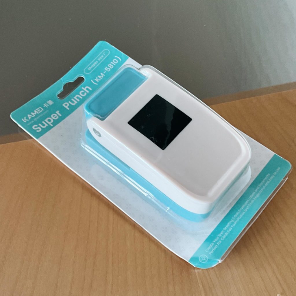 四角クラフトパンチどこで買える？100均比較とおすすめ評判