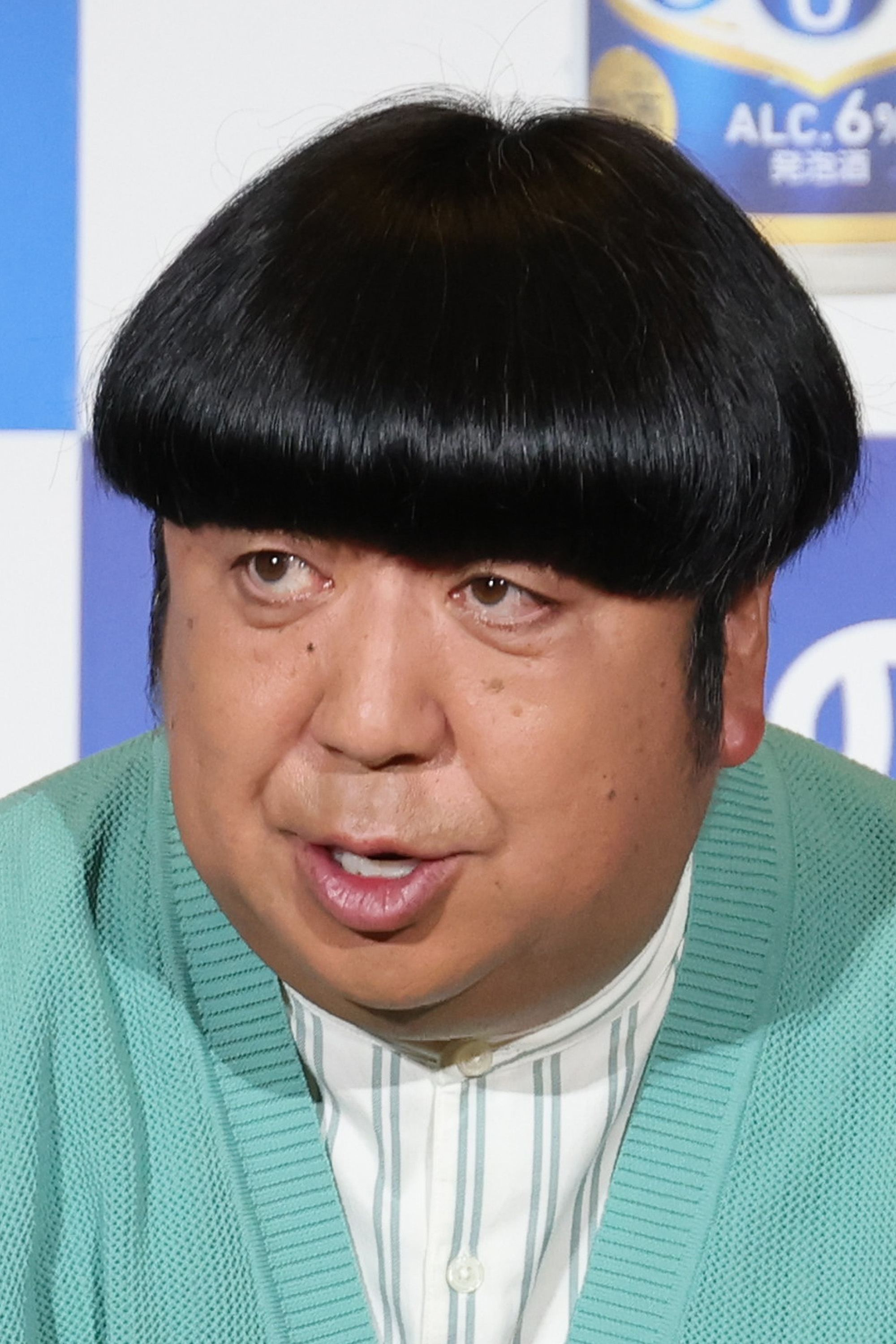 バナナマン日村の現在と神田愛花との結婚生活！年収や健康の真相解明