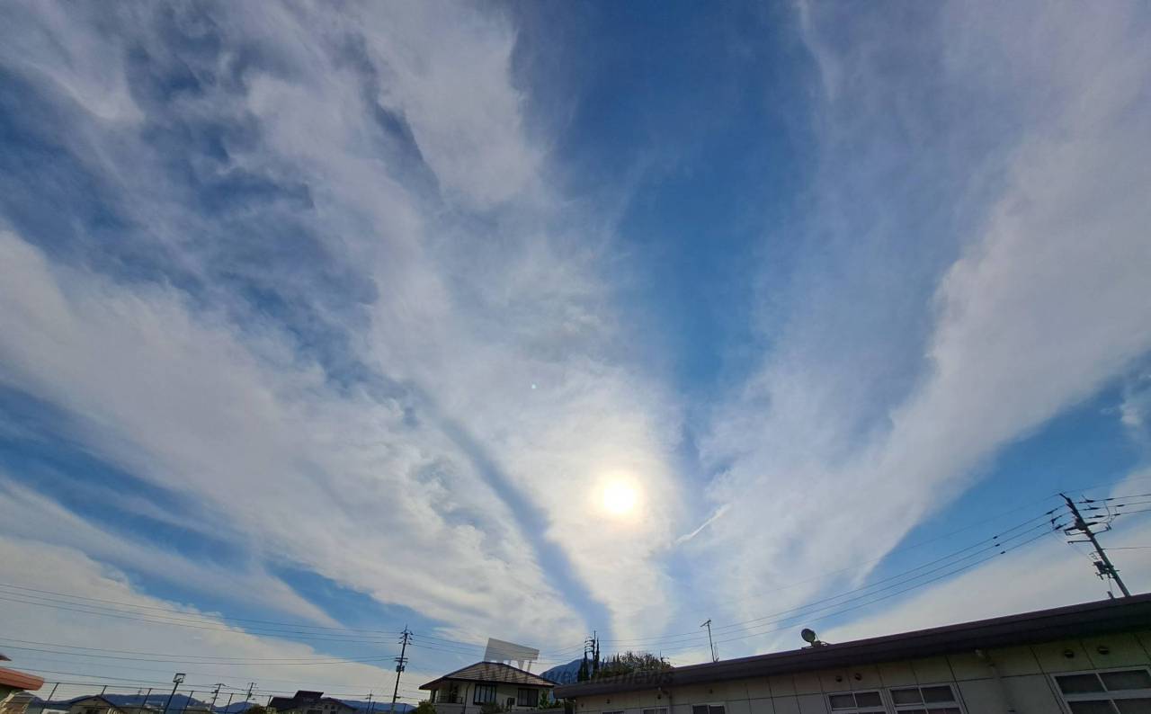今日の不気味な雲は地震の前兆か？気象庁見解と科学的真相を徹底検証