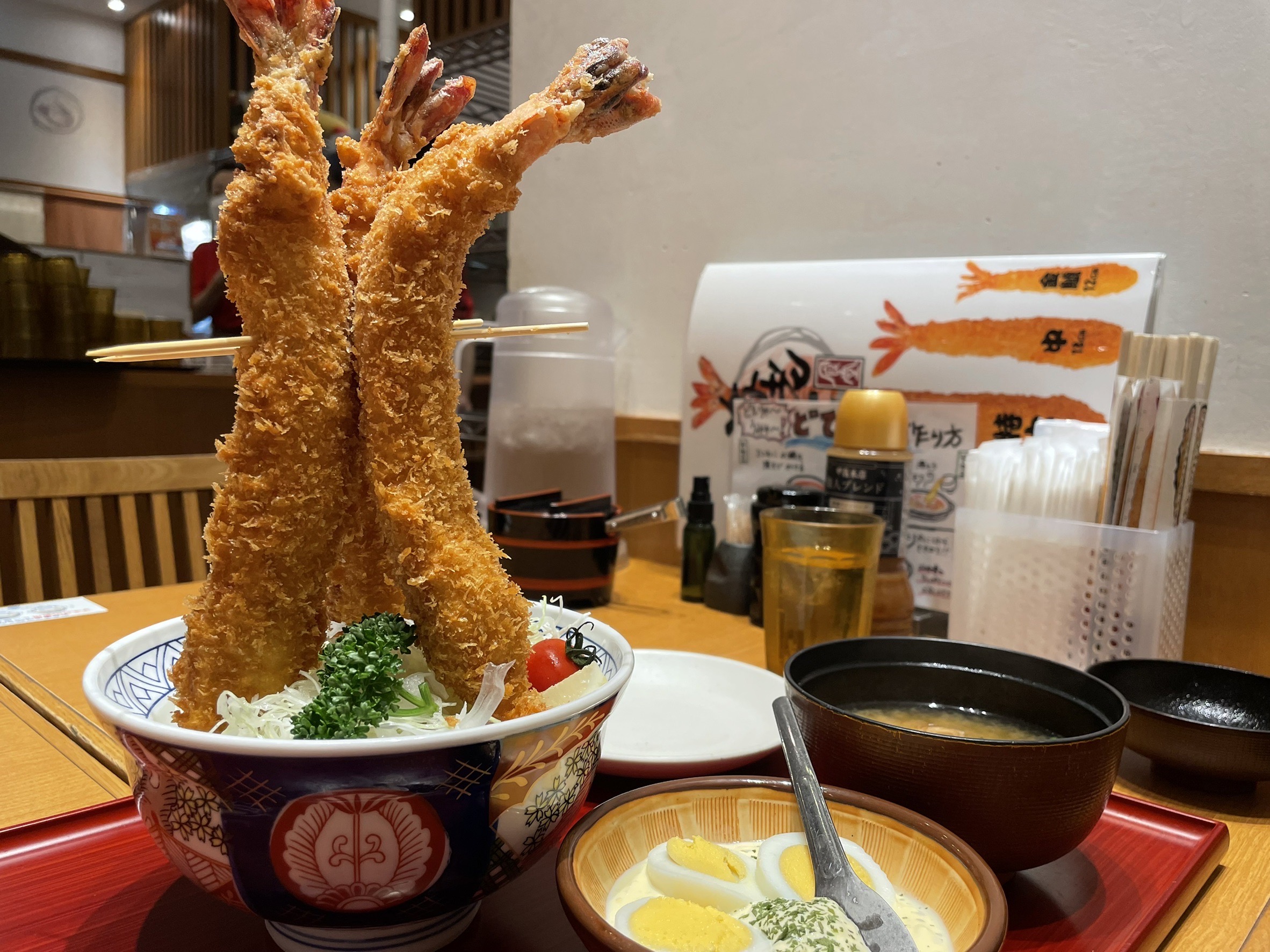 名古屋駅エビフライの真相と名店比較！タモリ発言の謎から2026最新穴場まで