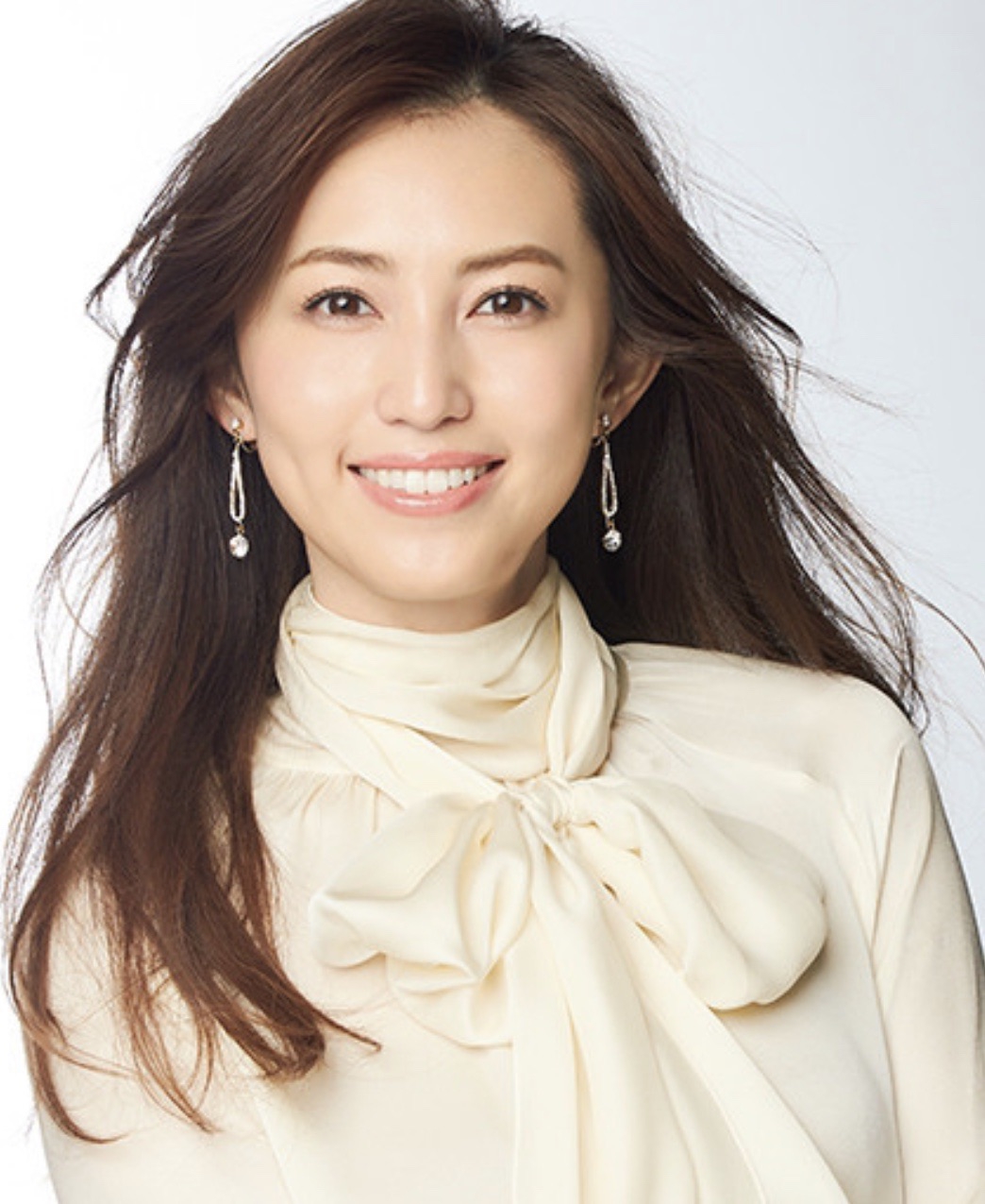 有村実樹の現在と夫・榎並大二郎との絆！40歳を迎えた美容法の真髄