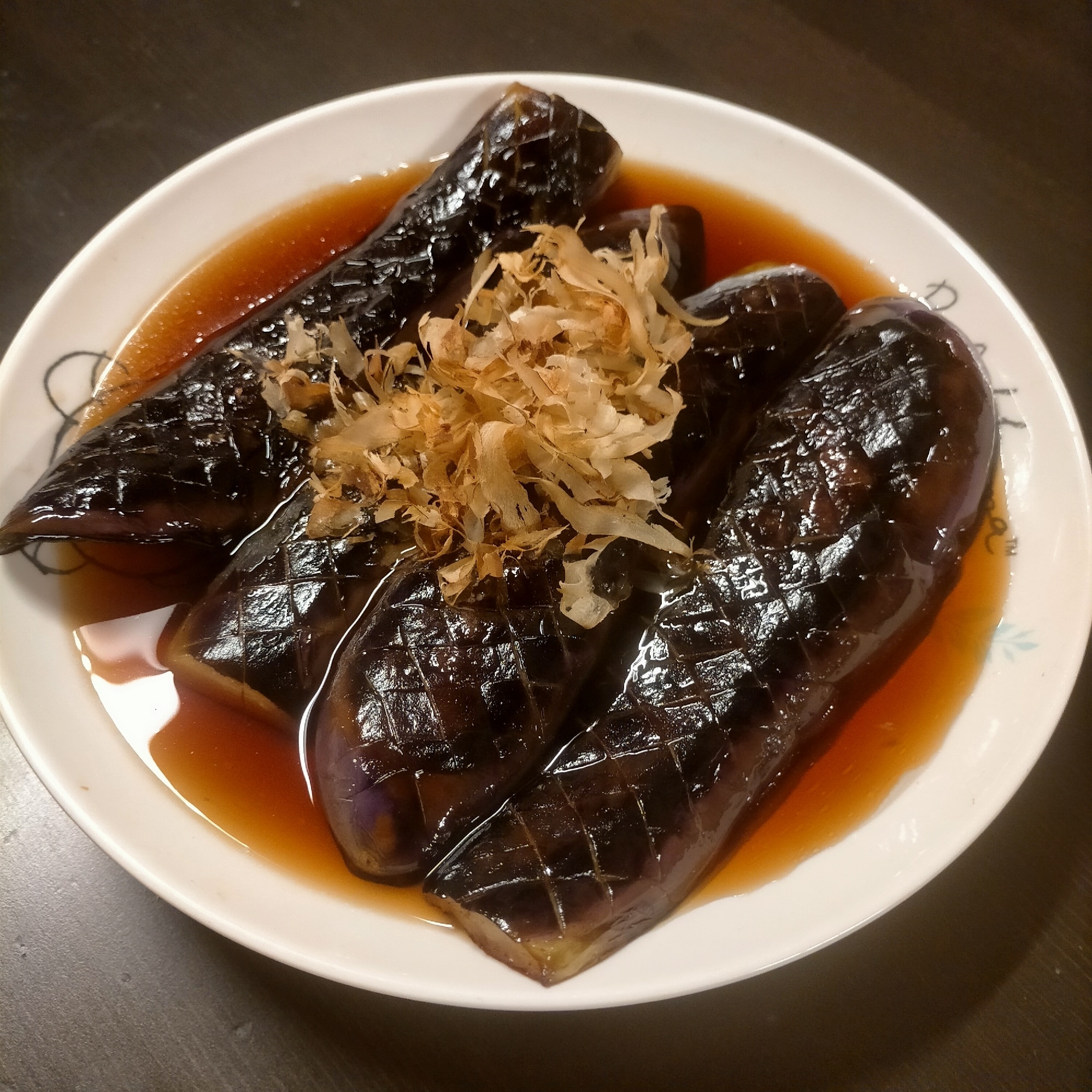 ナスの煮浸しはめんつゆだけでプロの味！染みない理由と黄金比の真実