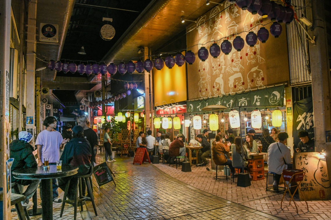 沖縄市の居酒屋2026年最新！コザ・中の町の穴場と名店を独自調査
