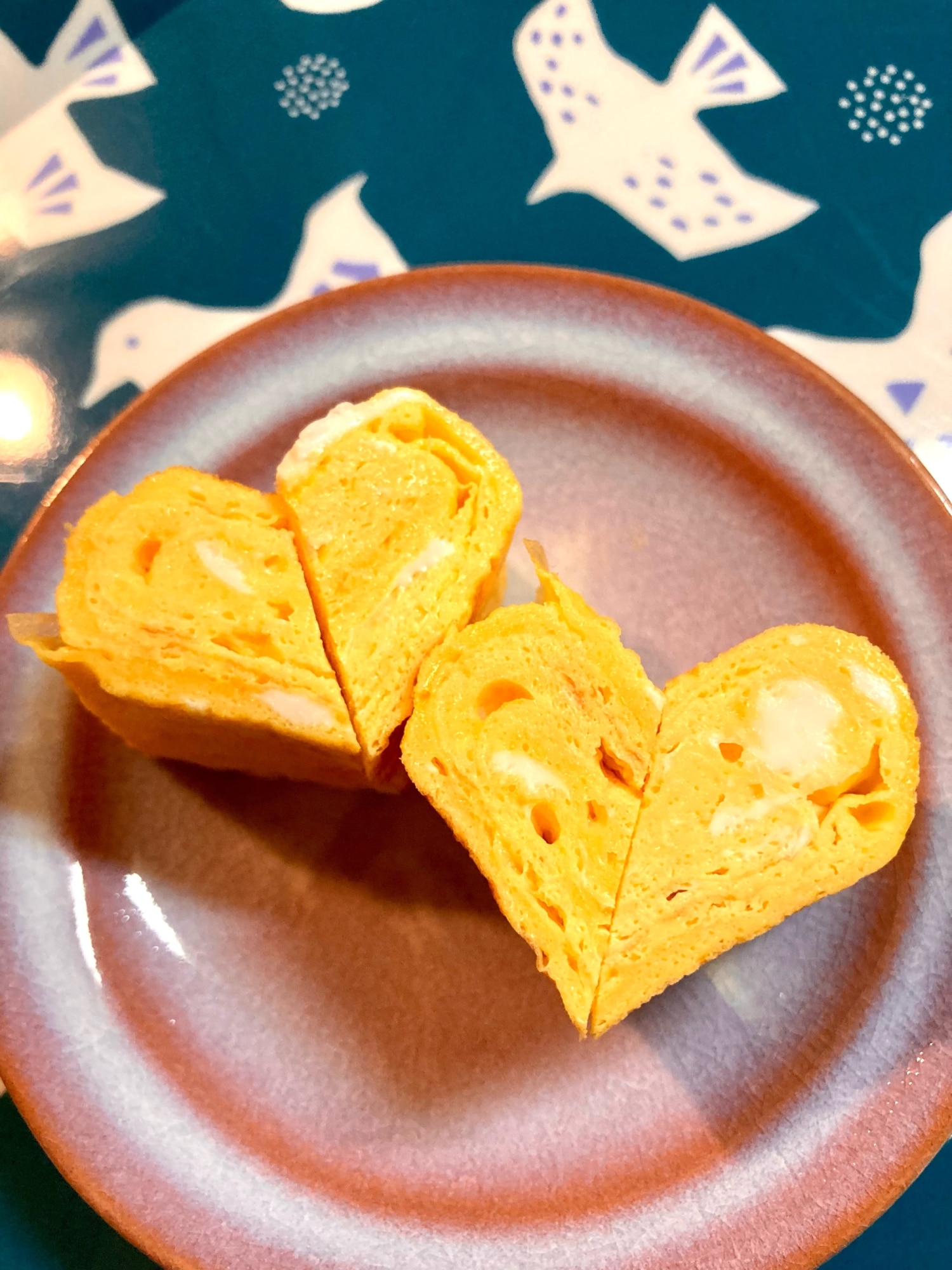 お弁当映え抜群！ハート型卵焼きの簡単作り方と崩れない成形術
