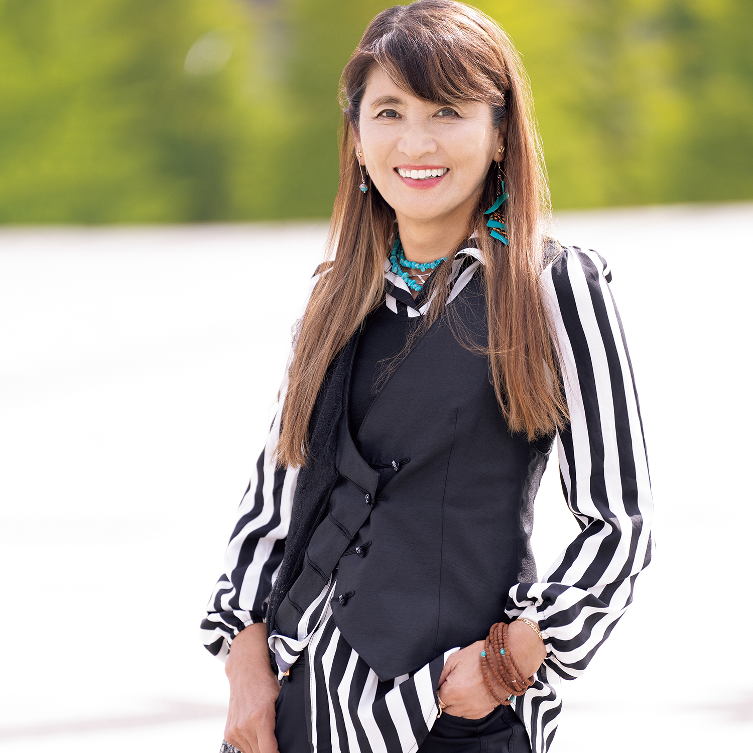 志穂美悦子の現在と長渕剛との絆！引退の真相から奇跡の70代へ