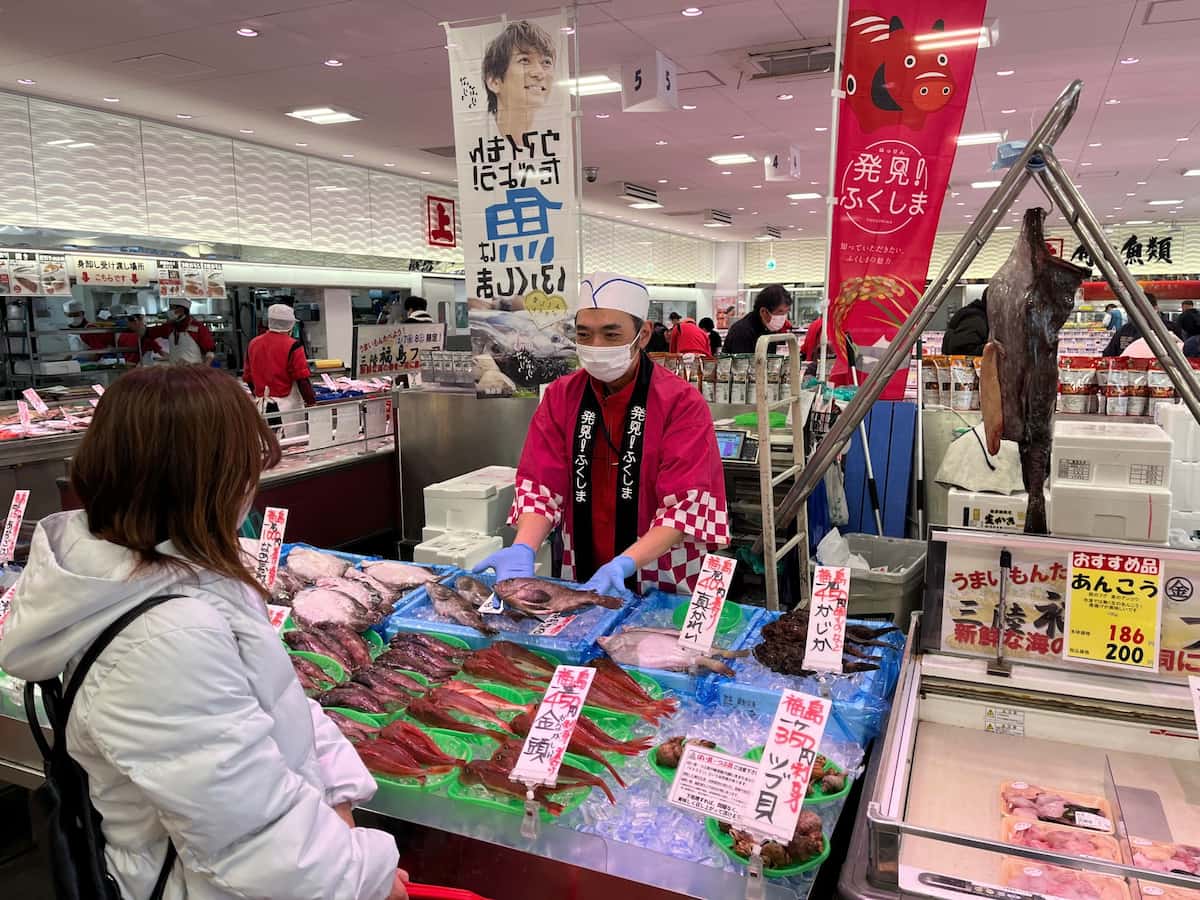 角上魚類高崎店が大行列を呼ぶ理由とは？人気寿司と混雑回避の極意