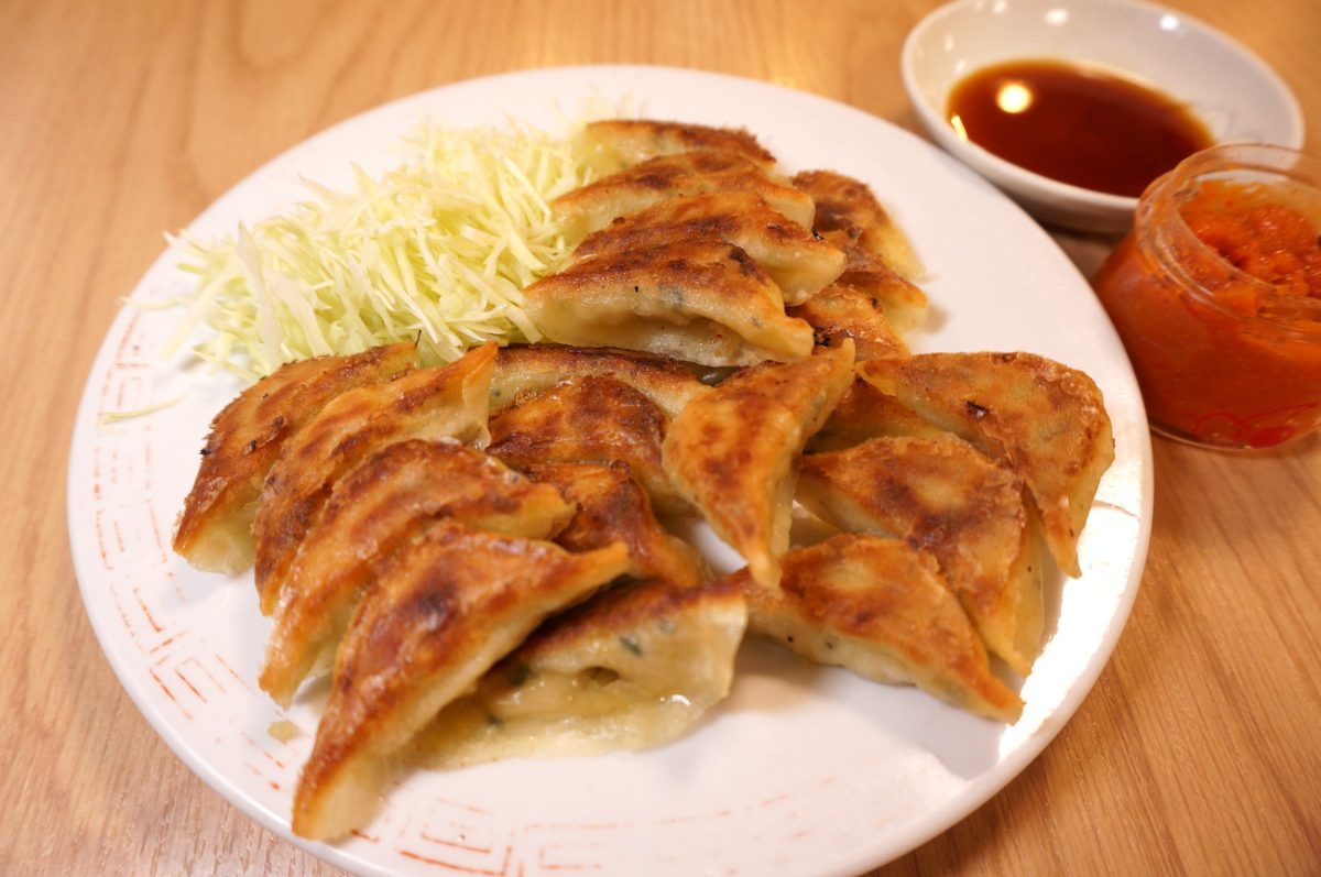 博多旭軒の真価とは？一口餃子と手羽先が愛され続ける理由を徹底解剖