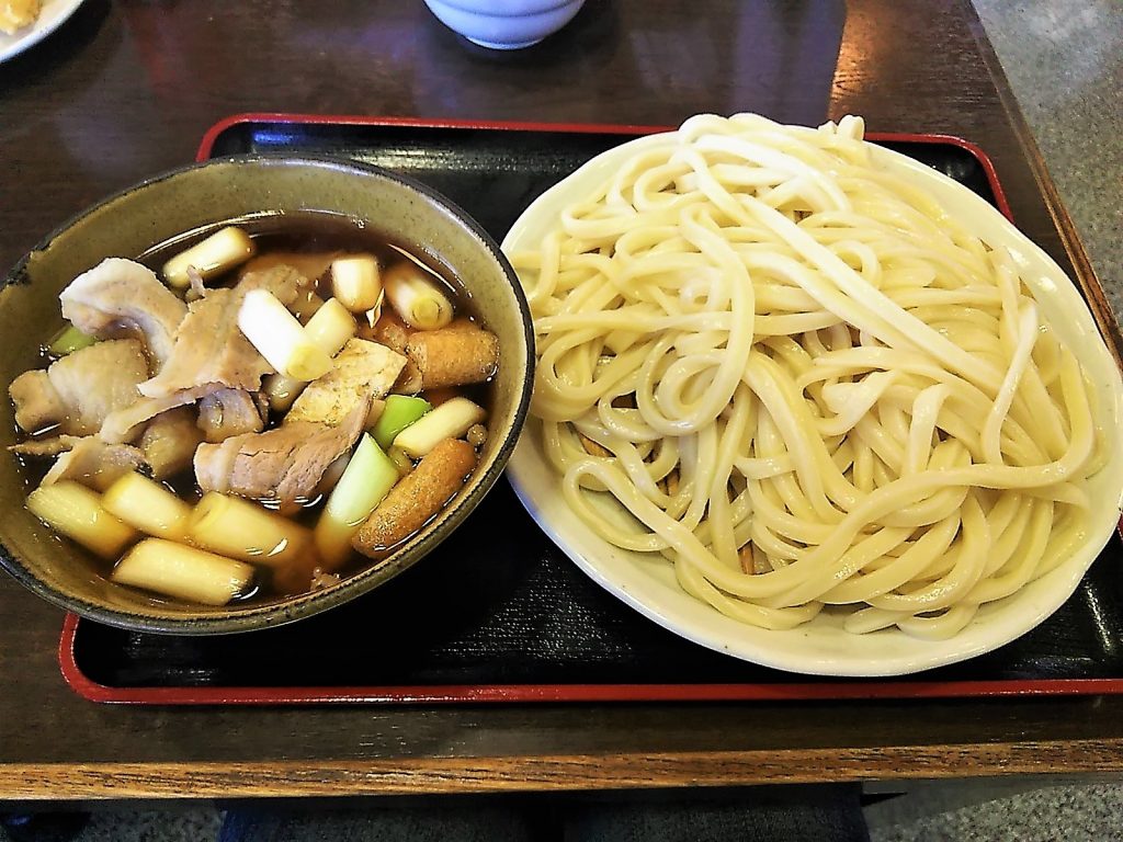 埼玉名物「藤店うどん」行列の理由とは？肉汁の魅力と2026年最新情報