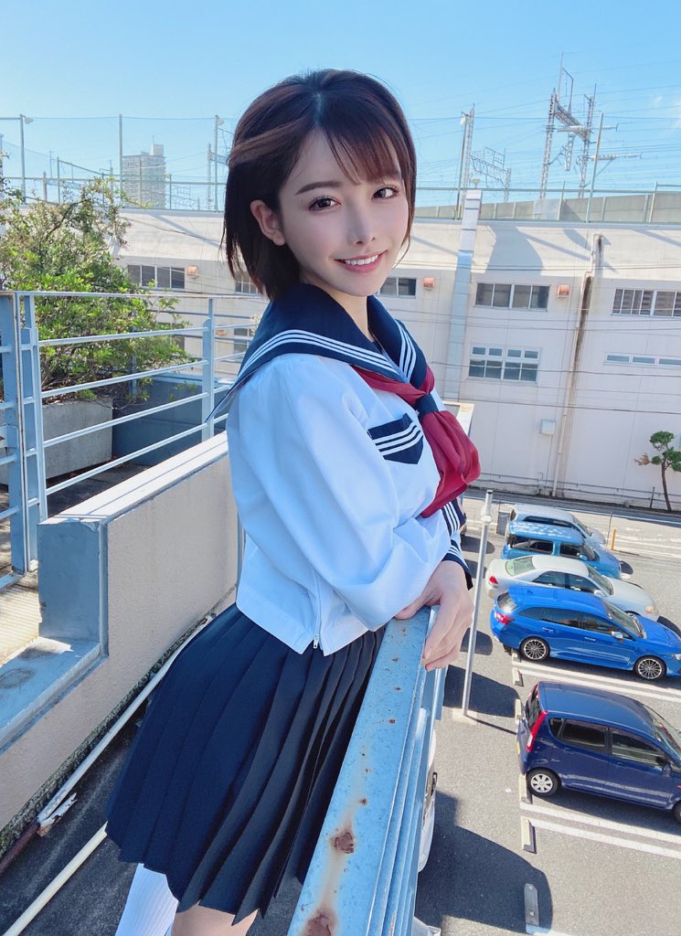 【2026年最新解剖】なぜ彼女の発言は世界を動かすのか？ 深田詠美が切り拓く「個人メディア」の光と影、そして知られざるビジネスの舞台裏