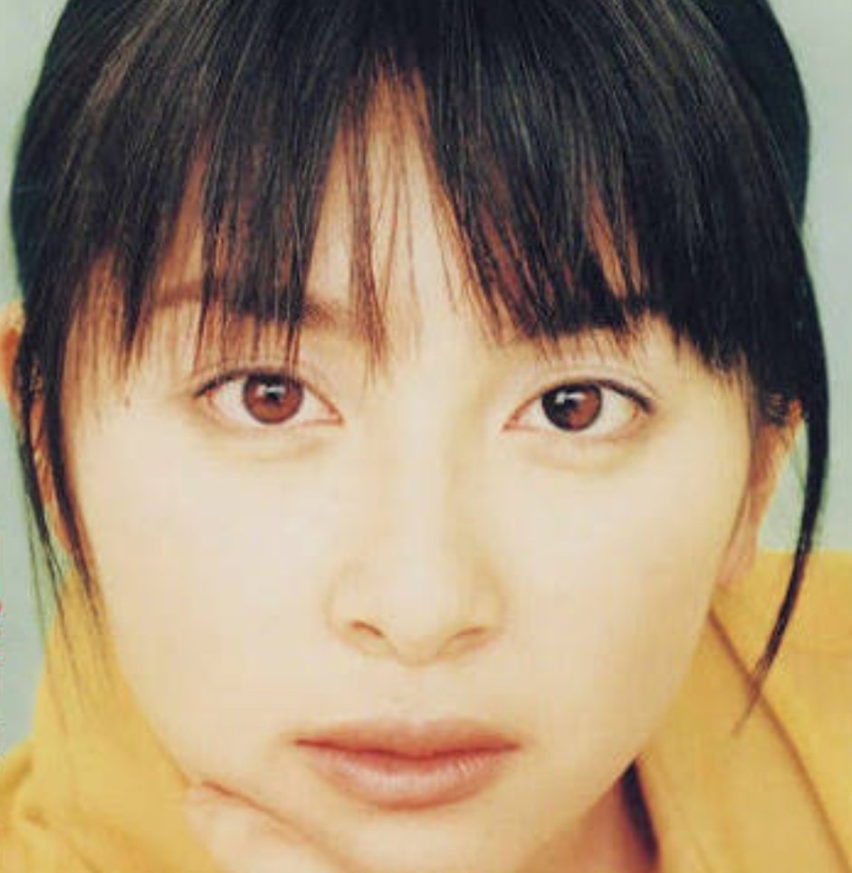 奥菜恵のオッドアイ説の真相と左右の瞳の理由を徹底検証