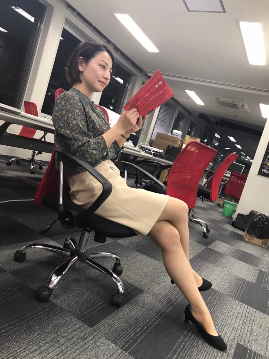 椎名林檎の美脚はなぜ衰えないのか？ライブ衣装と体型維持の真相に迫る