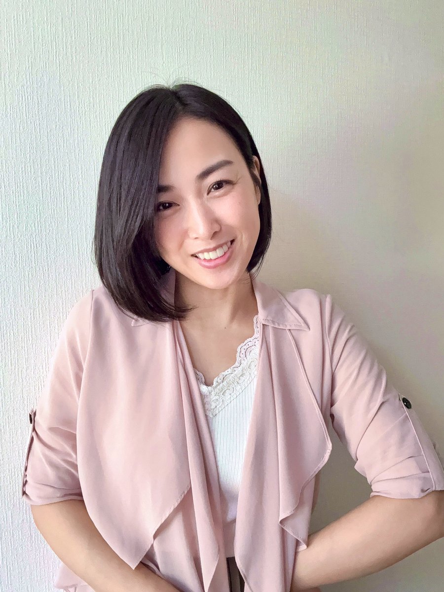 八代みなせの現在と結婚の真相！引退説や片腕マシンガールの今