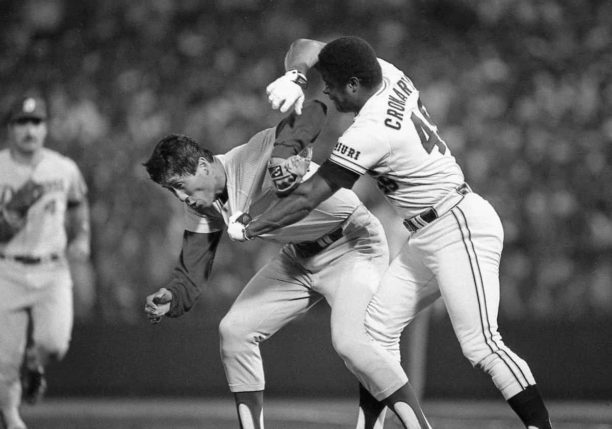 プロ野球の乱闘劇はなぜ勃発する？危険球の真相と歴代処分の全貌