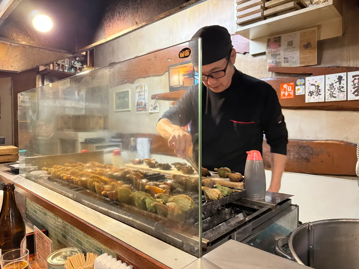 釧路「つぶ焼かど屋」徹底取材！名物と黒ラーメンの真価と行列回避術