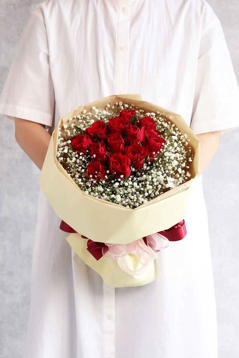 かすみ草の花束が選ばれる理由とは？本数の意味や値段相場をプロが徹底解説