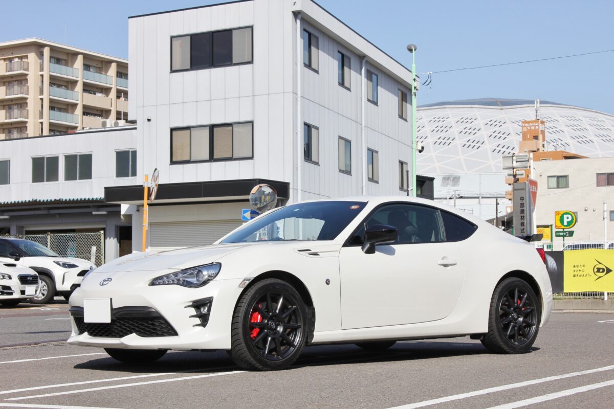 86に似合うホイール決定版！後悔しないツライチ設定と人気ブランド