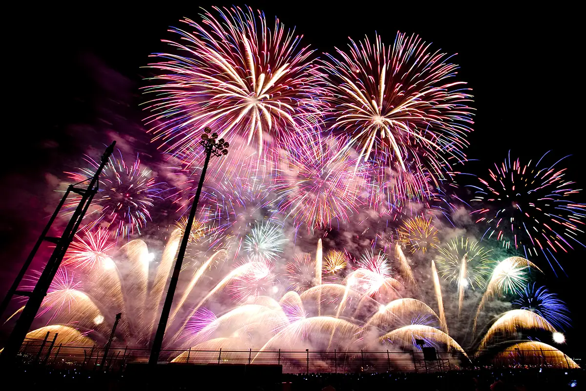 【2026】広島の花火大会最新情報！宮島復活の真相と穴場・日程総力取材