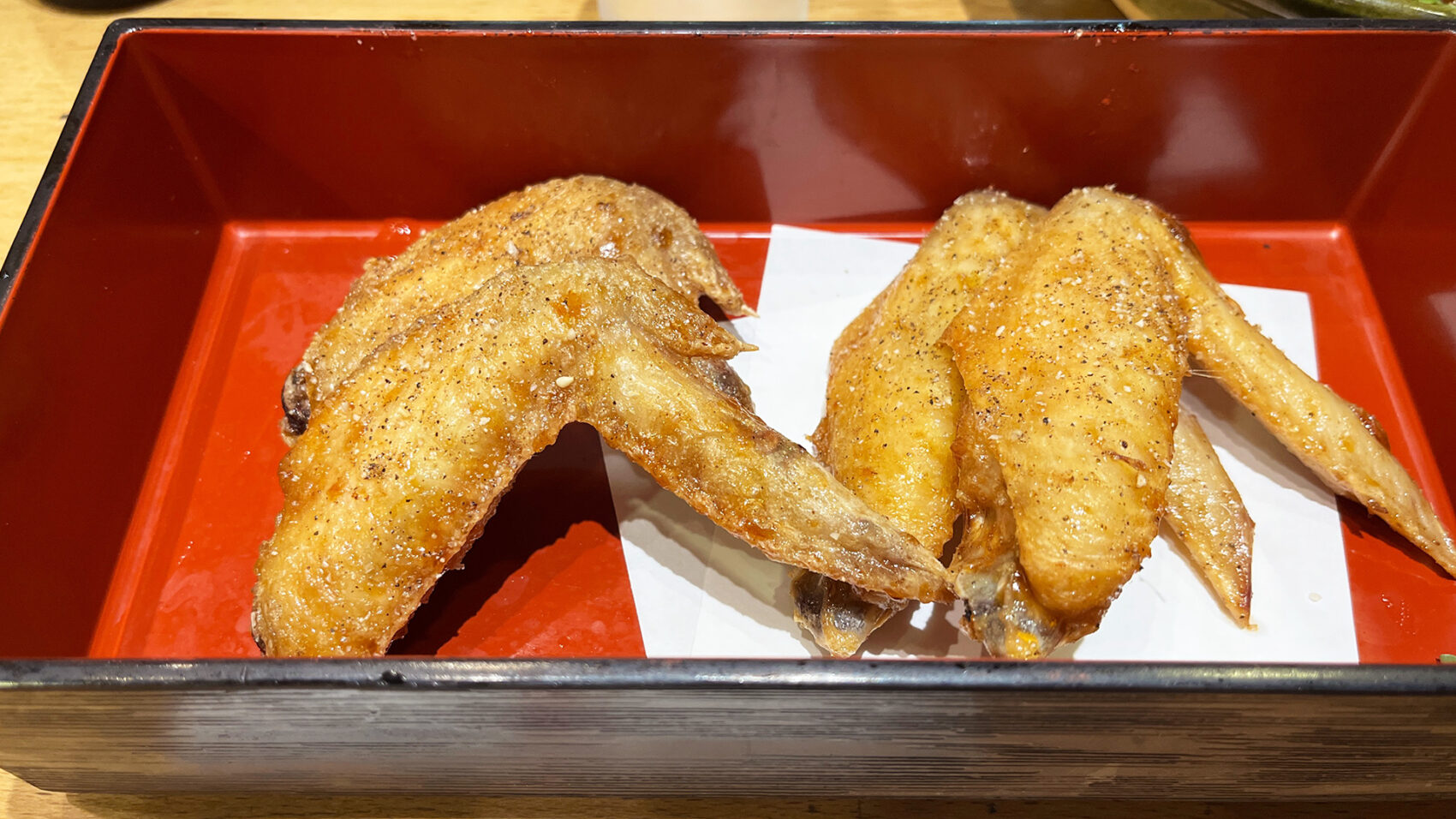 名古屋駅の手羽先徹底比較！山ちゃんと風来坊の違いと持ち帰り名店
