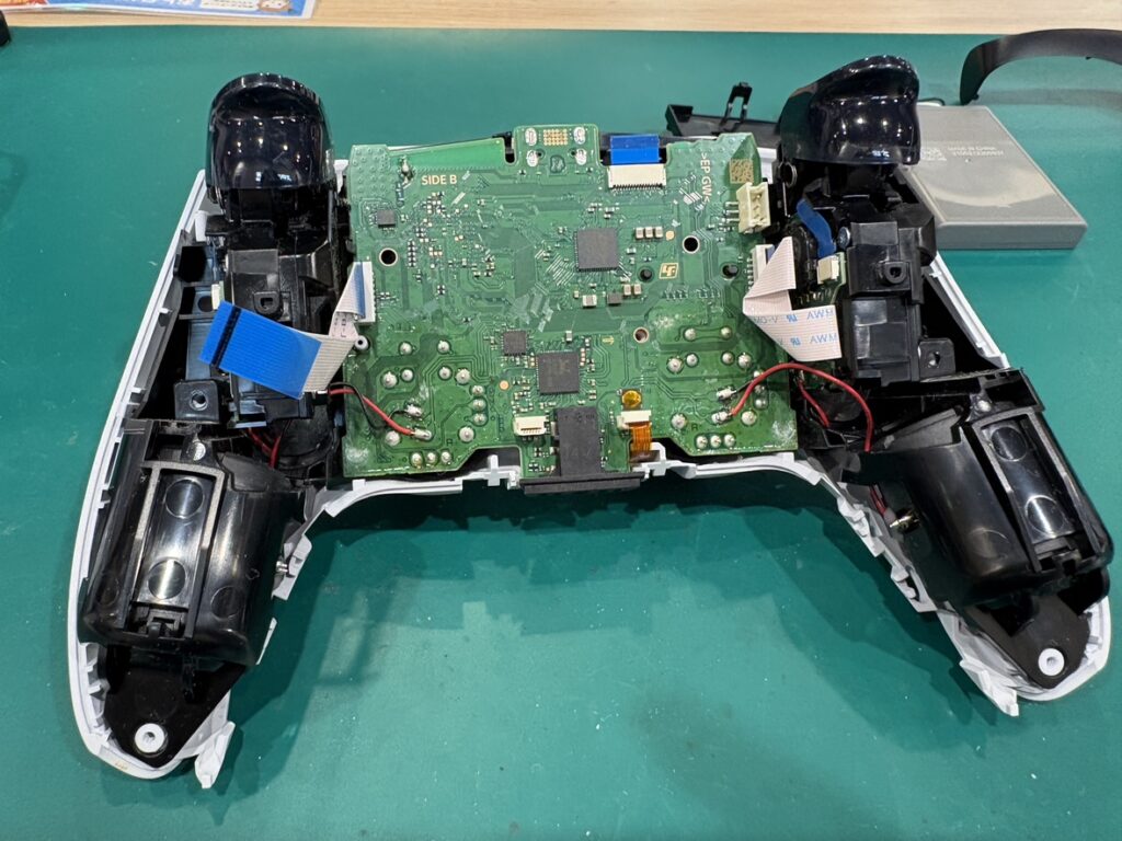Ps5コントローラー修理完全ガイド！ドリフト自力対策と公式比較