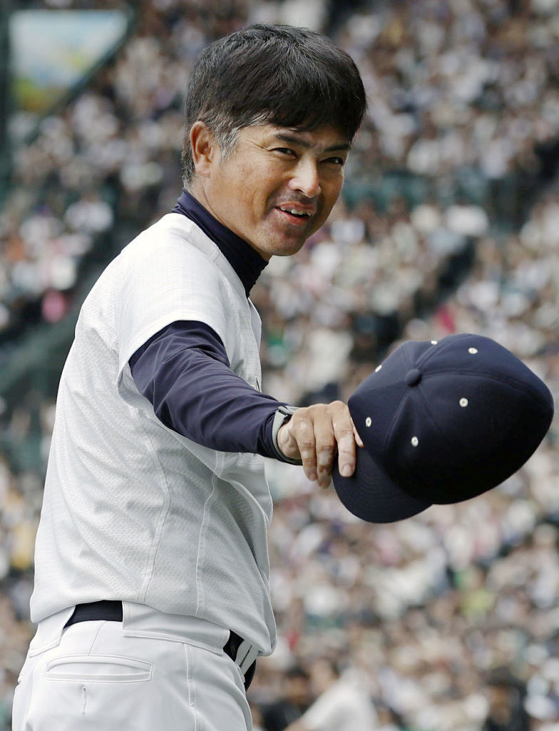 比嘉公也監督の凄さとは？選手と指導者で甲子園制覇した名将の指導力