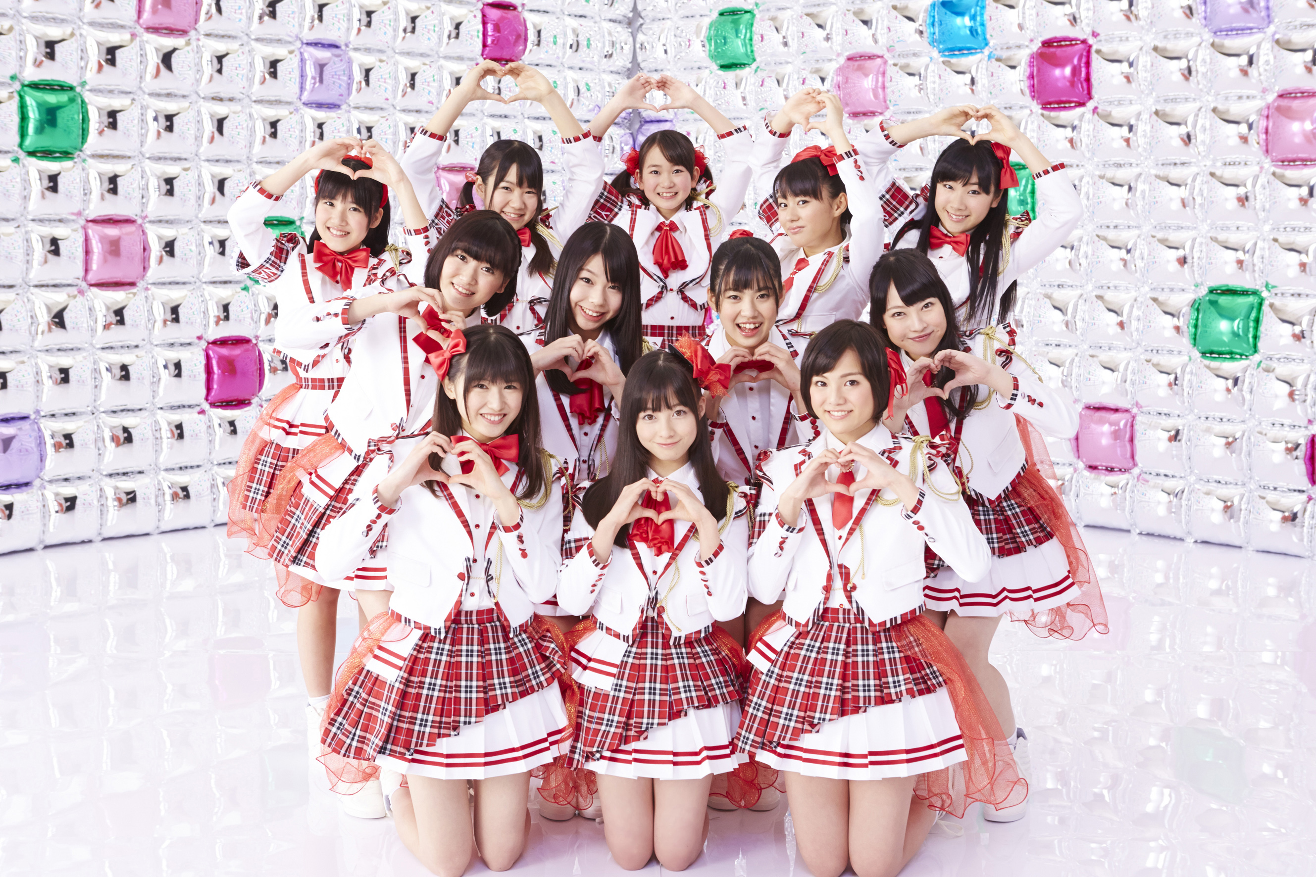 橋本環奈のアイドル時代徹底解剖！奇跡の一枚からRev解散の真相