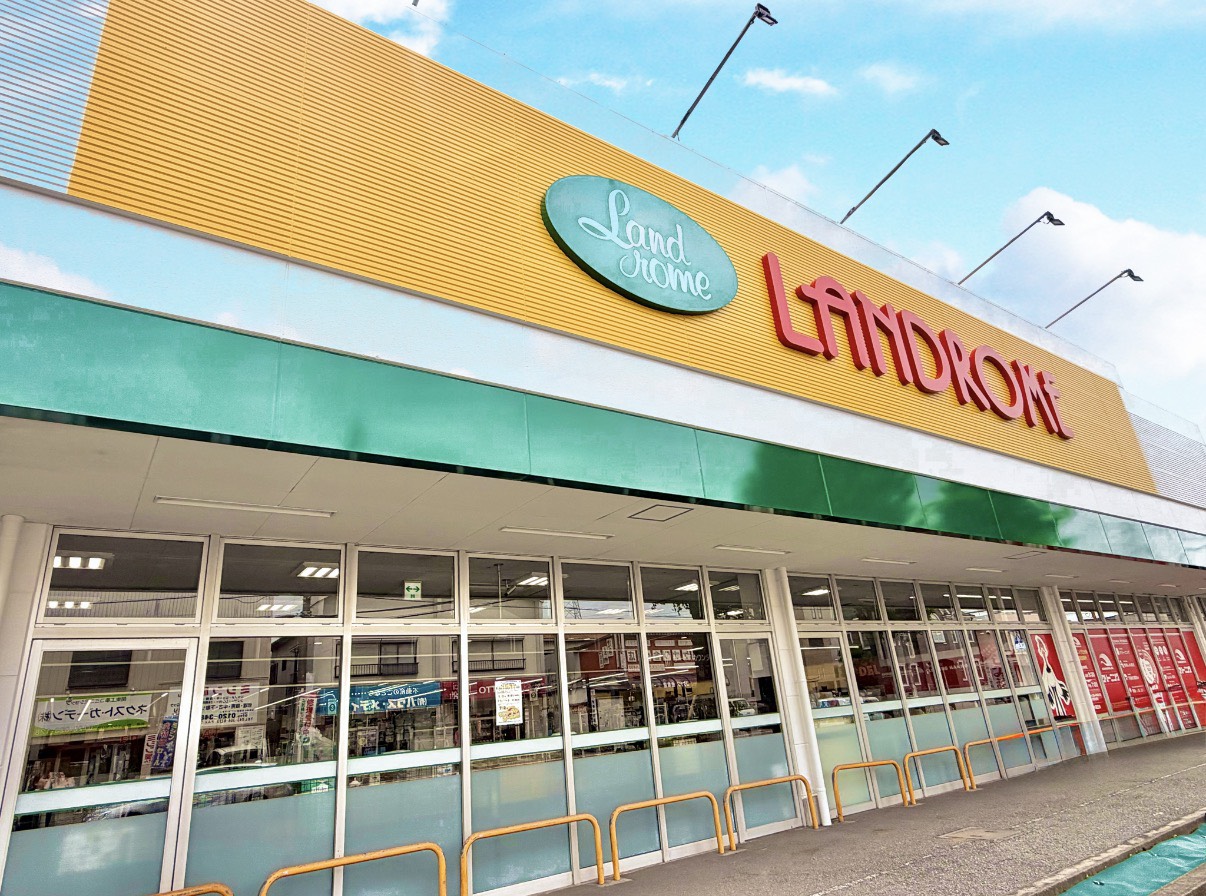 ランドローム都賀店の全貌！絶品シュークリームと特売日を徹底解剖