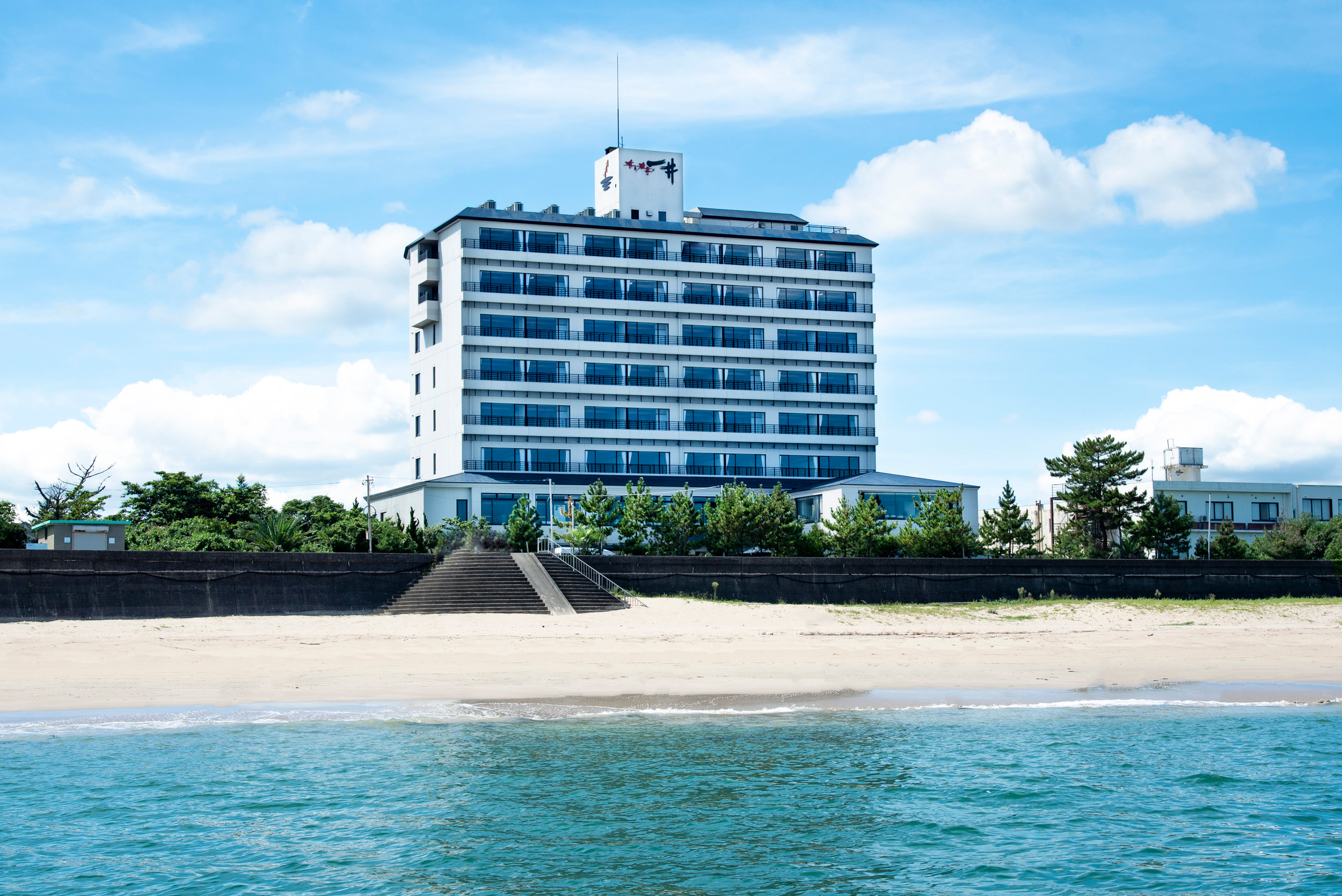 浜の雅亭一井の現在と閉館理由とは？口コミ評判と営業再開の真相に迫る