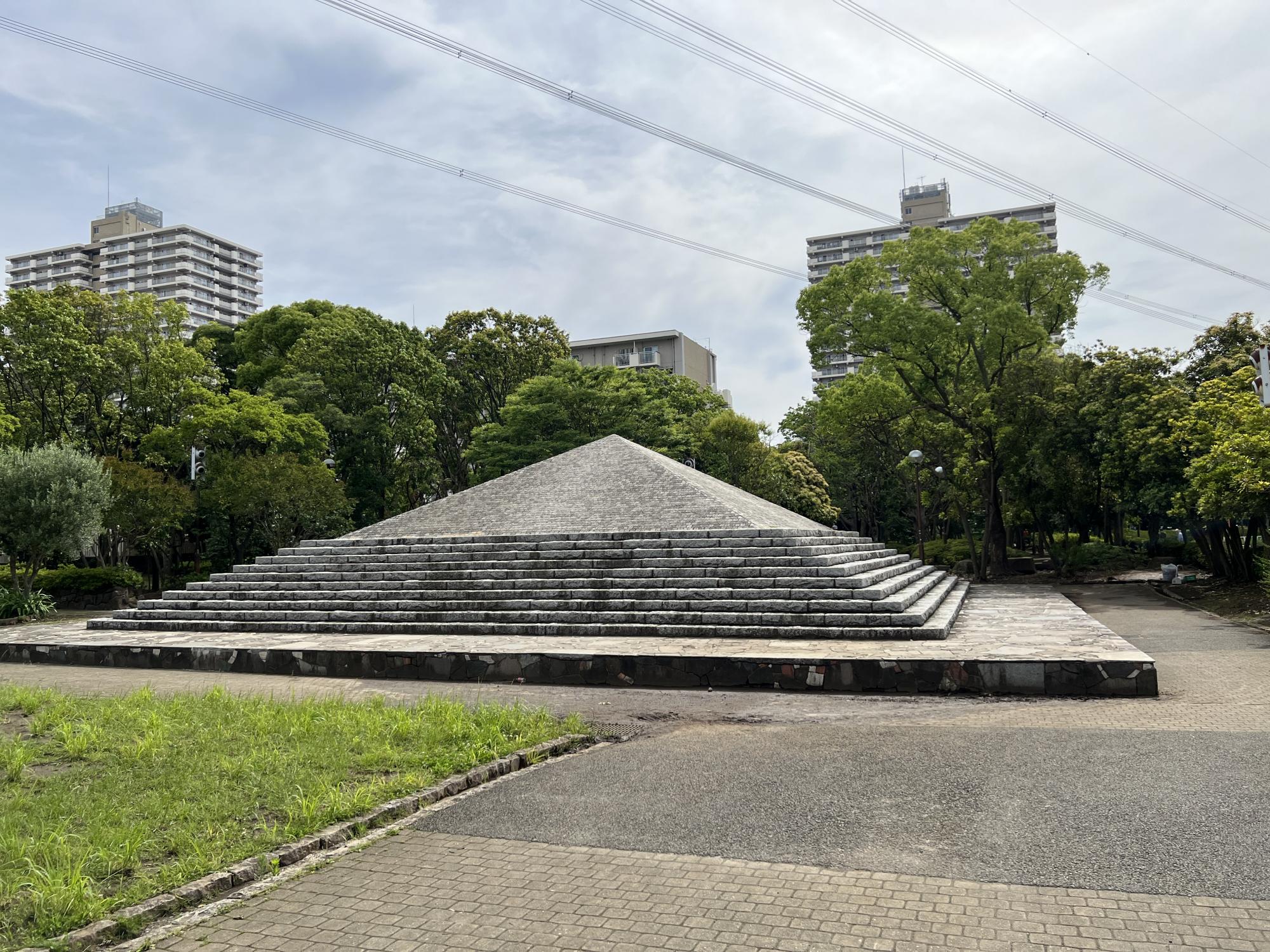 わかくさ公園の魅力と混雑の真相｜大型遊具と水遊びを徹底調査