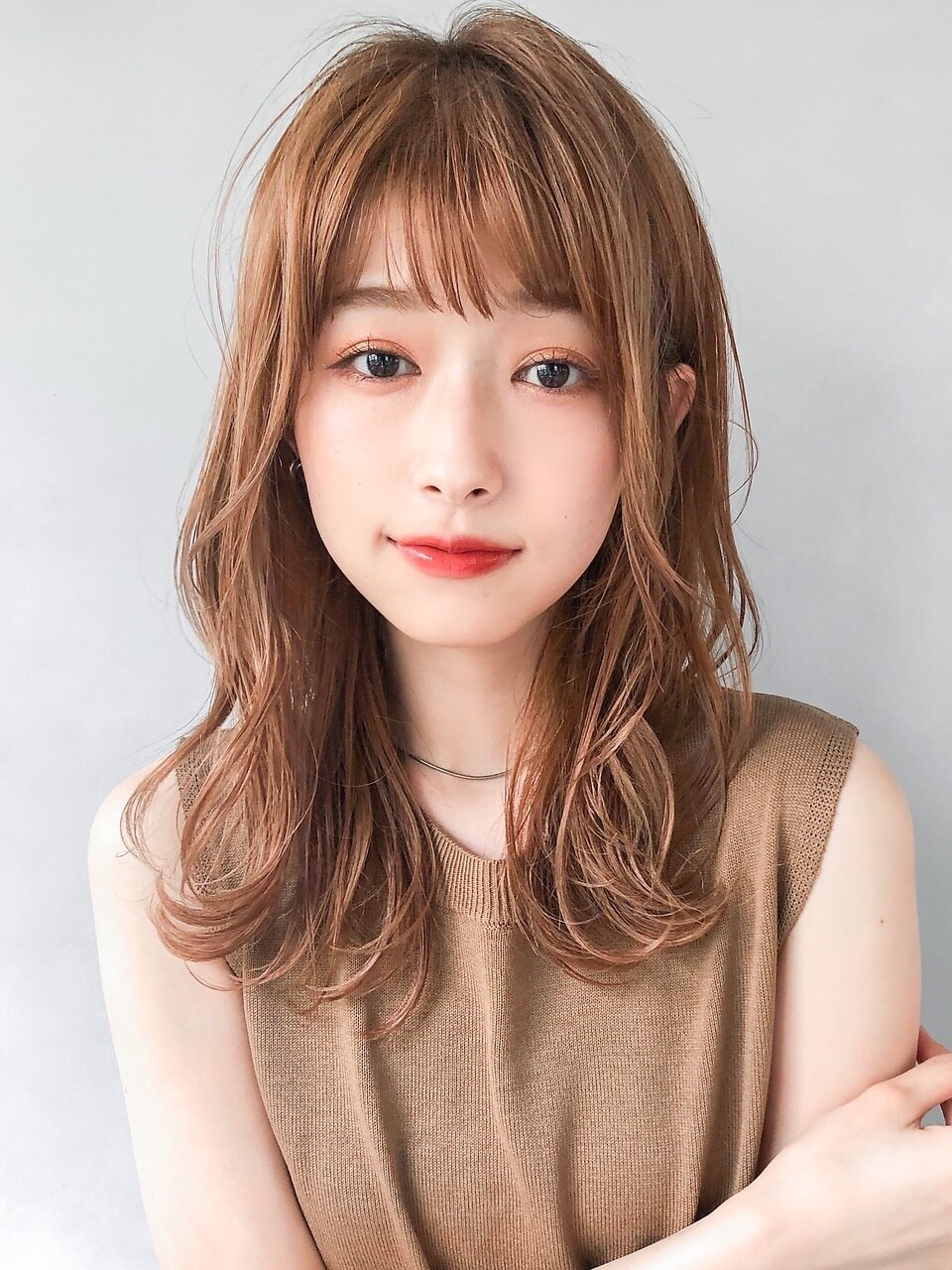 おでこ狭い＝前髪ありは無理？2026年プロが明かす劇的垢抜けの技