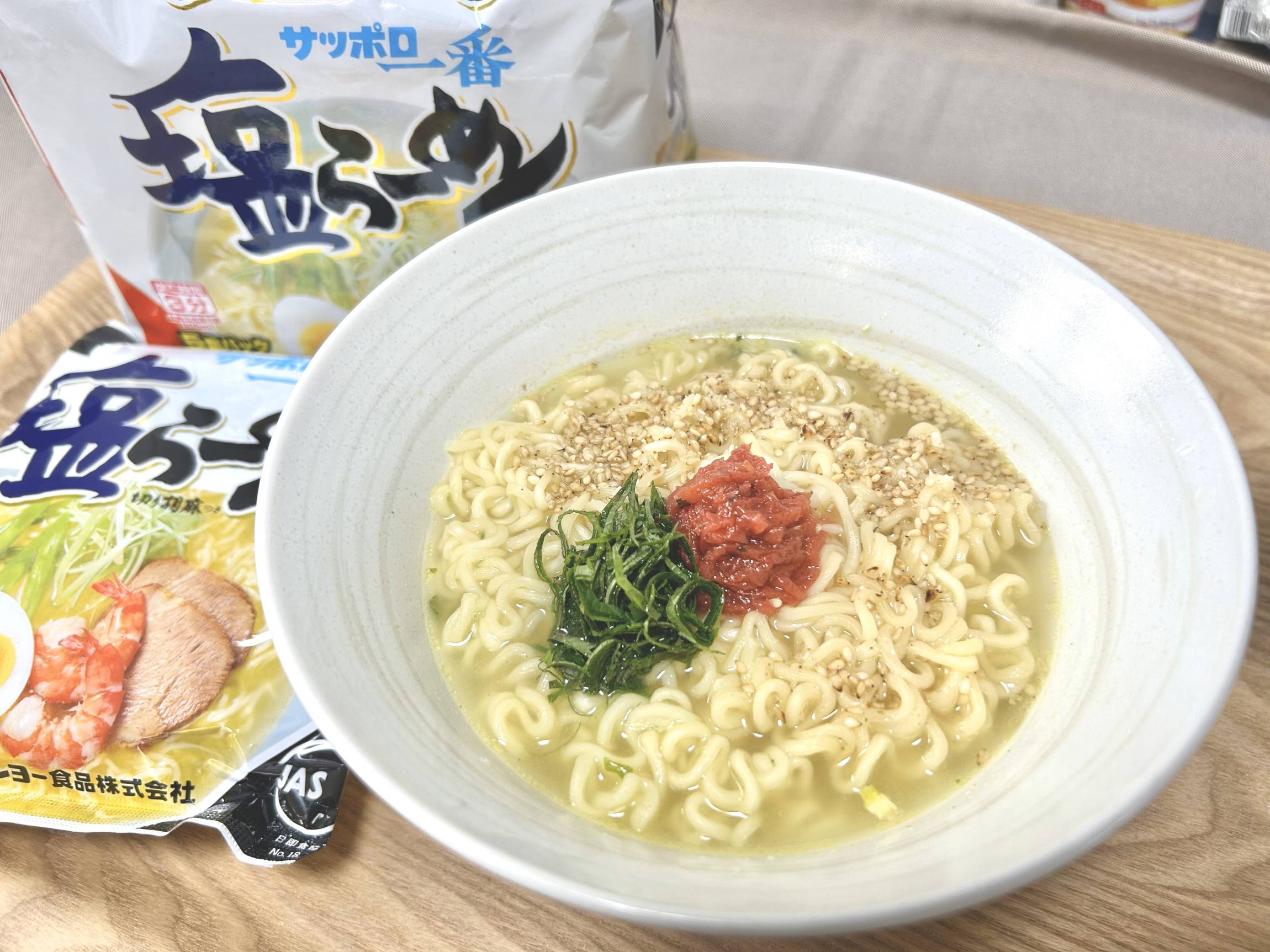 サッポロ一番塩ラーメンが激変！話題の牛乳・酸辣湯アレンジ徹底解説