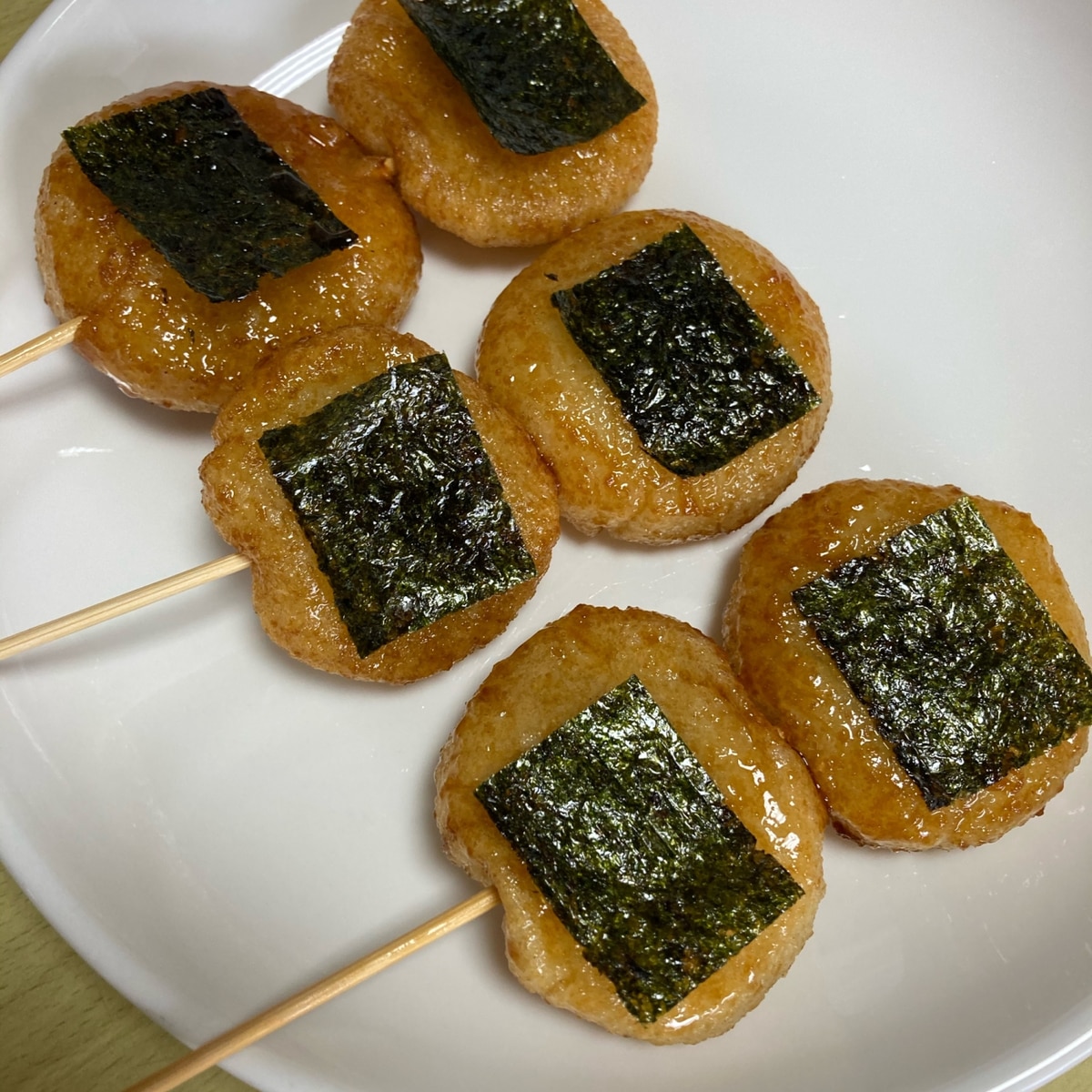 余った餅が絶品に！失敗しない揚げ餅レシピと爆発防止の科学