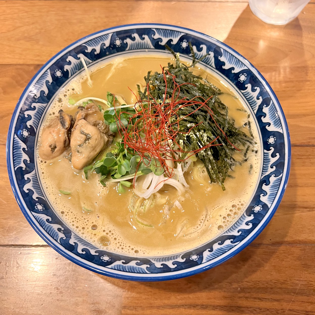 錦糸町・麺や佐市の濃厚牡蠣ラーメン解剖！口コミ評判と混雑攻略