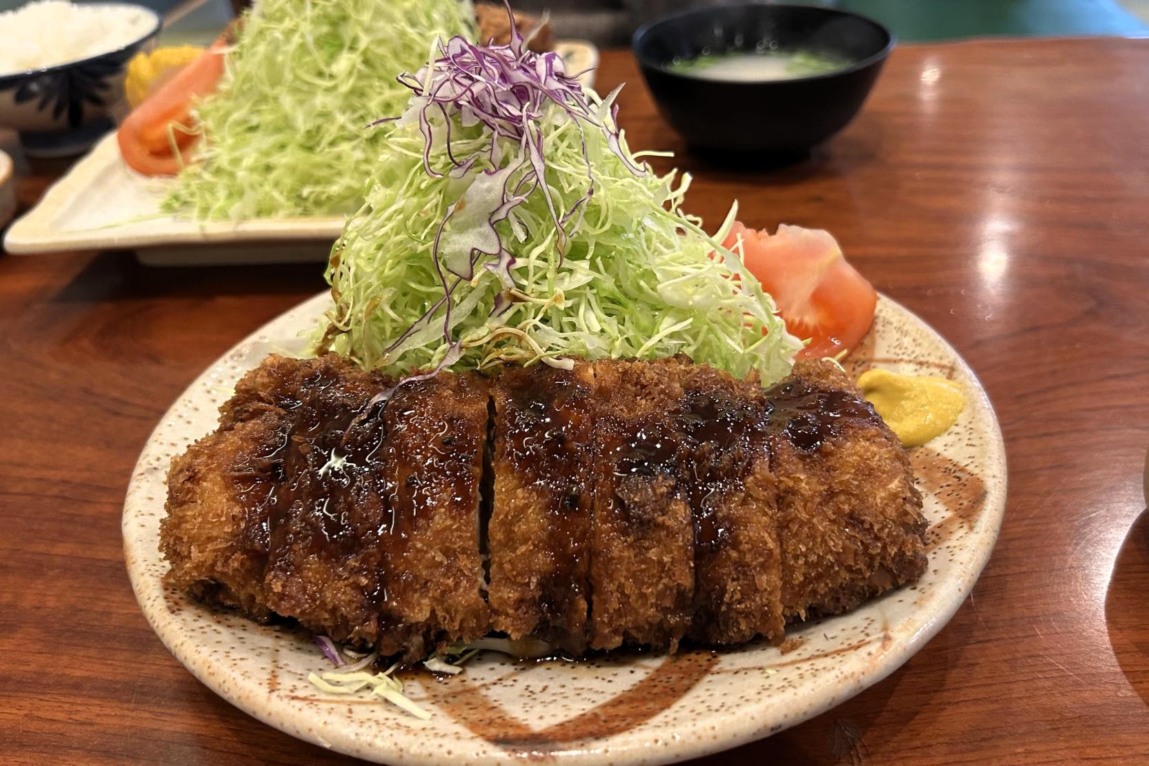とんかつ竹亭鹿屋本店に行列ができる理由！人気メニューと混雑攻略法