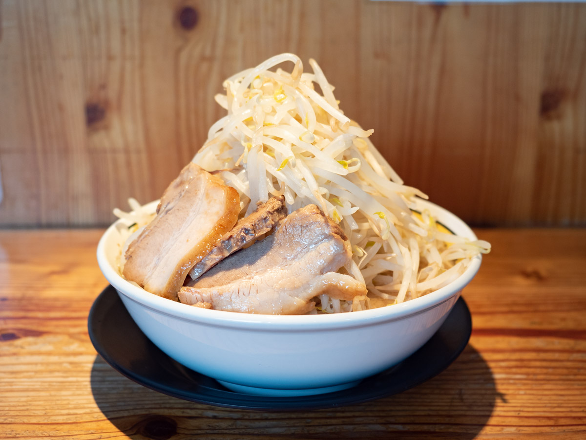 近くの二郎系ラーメン攻略！初心者のコール疑問と2026年最新名店