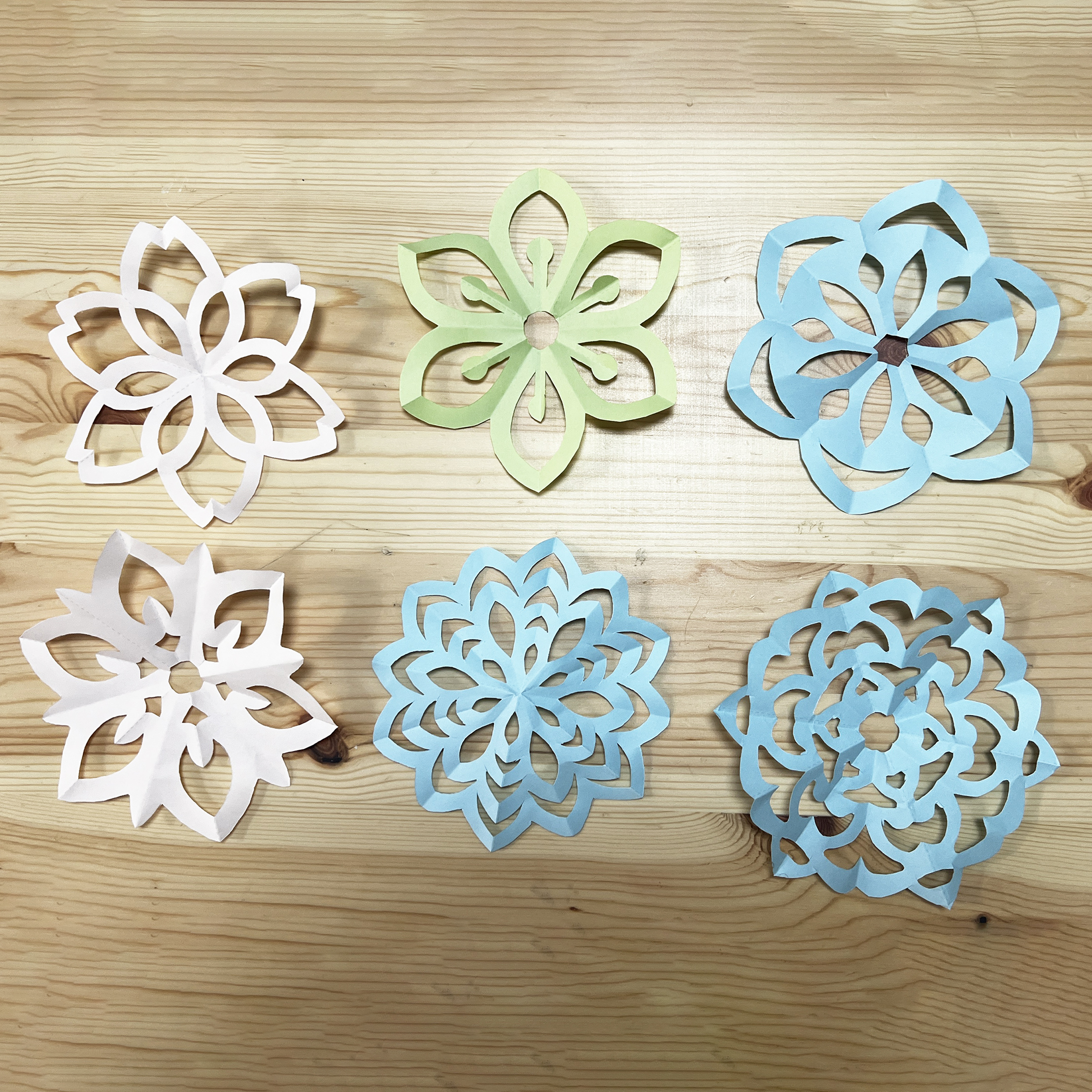 簡単な花の切り絵で失敗しないコツ！100均道具と無料図案の極意