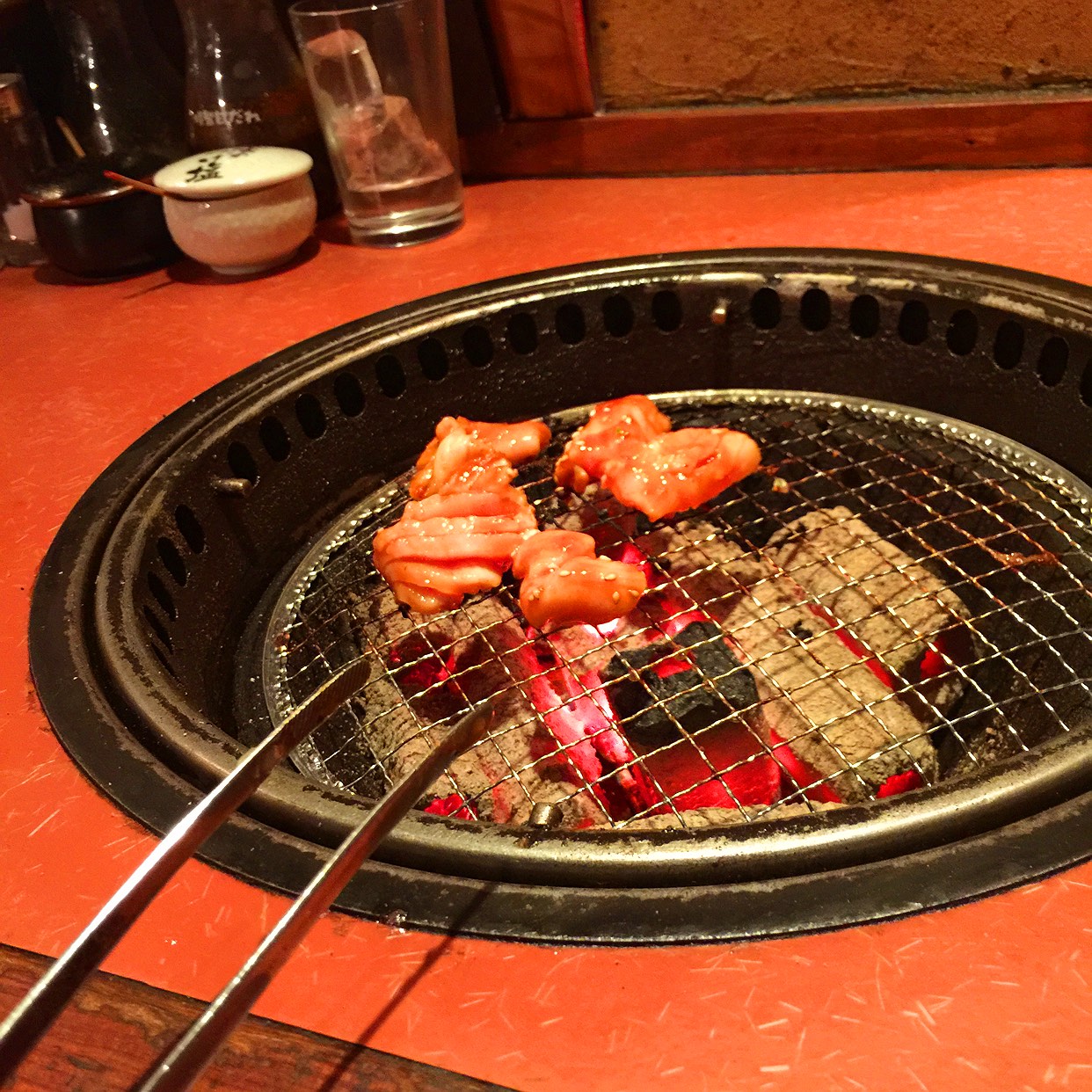 牛角上大岡西口店の完全攻略！食べ放題・クーポンと混雑の真相