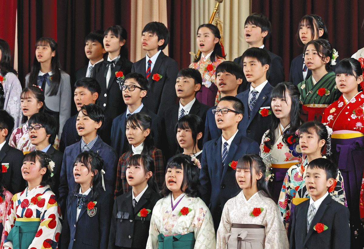 小学校の卒業式2026完全ガイド！服装マナーと袴禁止の真相