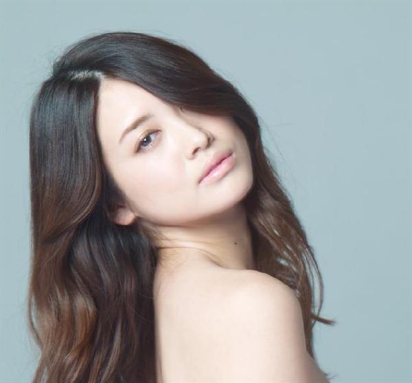 飛鳥凛のグラビア軌跡と写真集の魅力！『W』若菜姫から現在の姿まで