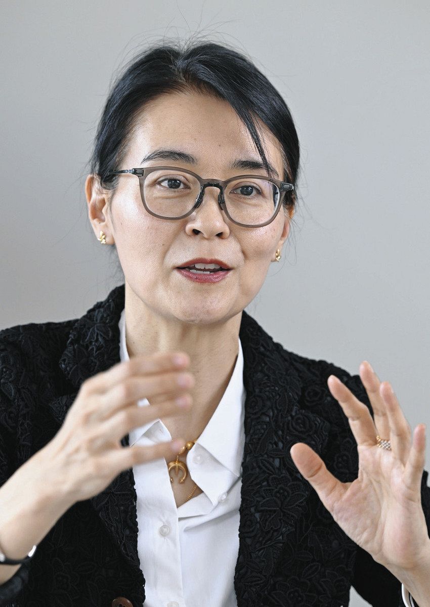 小澤征良の現在と経歴の真相｜父・征爾の遺志を継ぐ作家の素顔