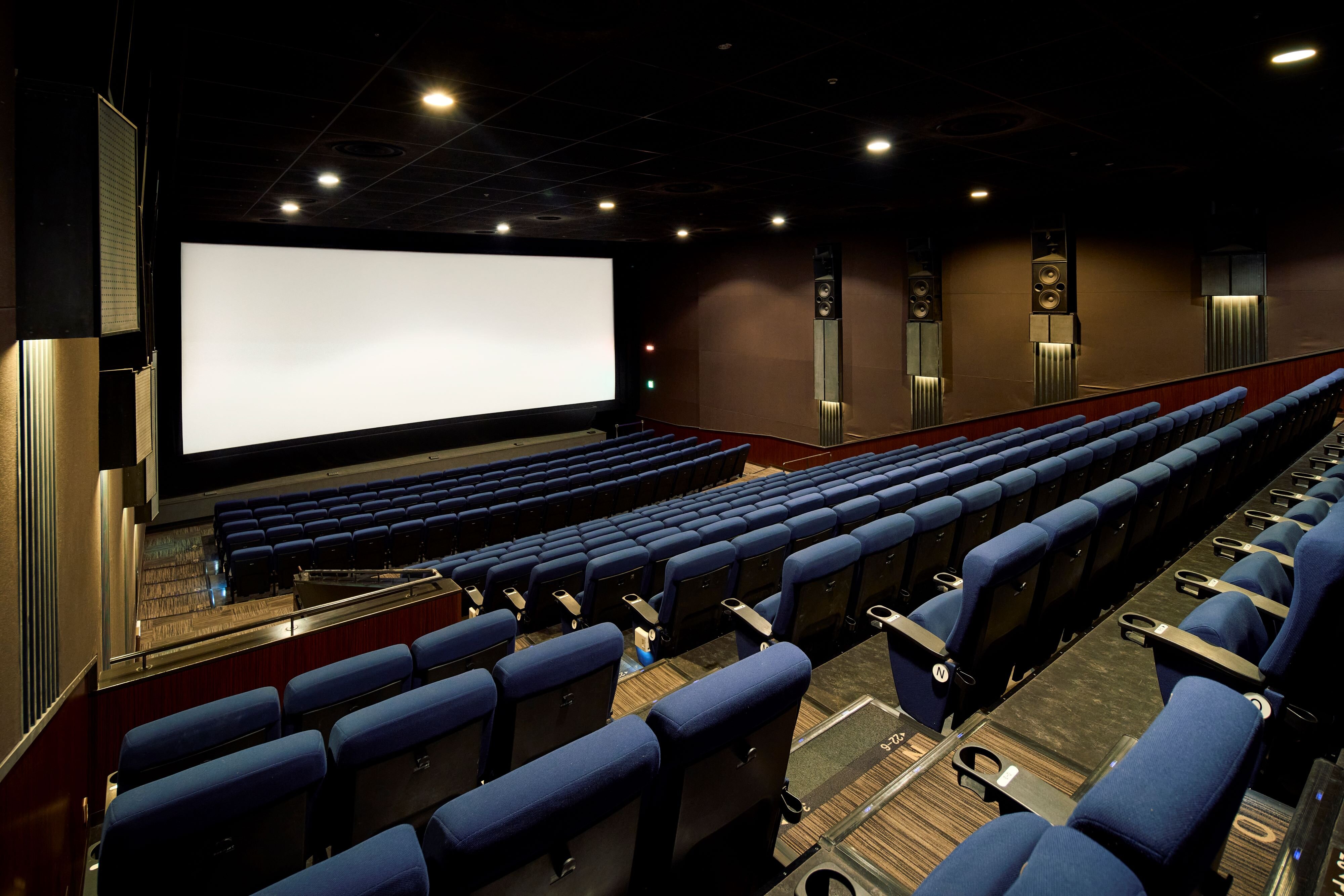 ミント神戸映画館の完全攻略｜見やすい座席とお得な割引裏技2026