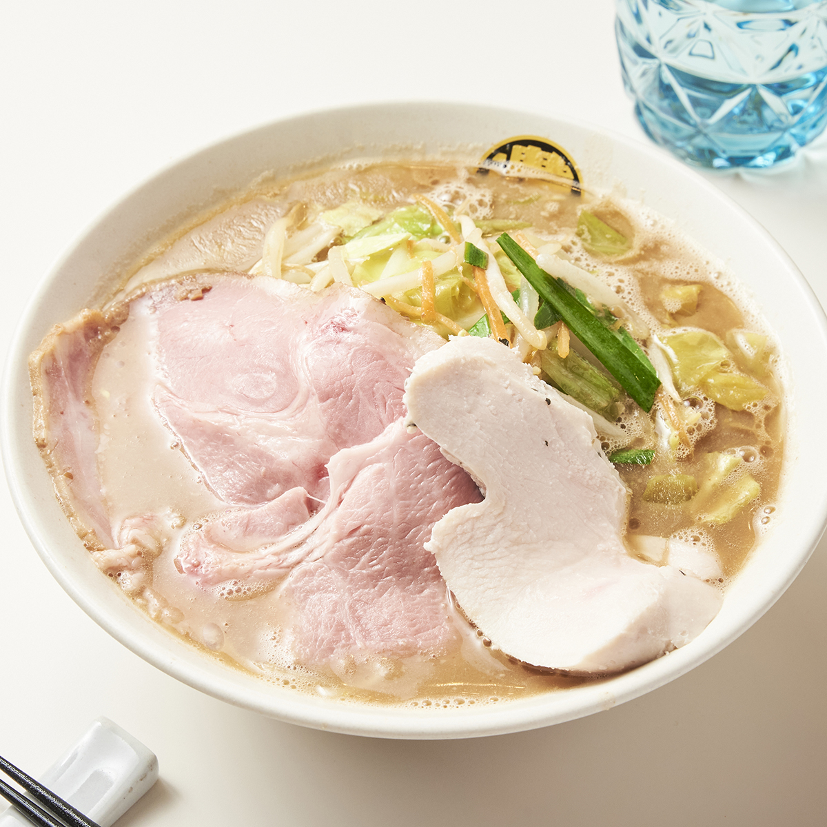 濃菜麺井の庄の中毒性を徹底解剖！メニュー・辛さ・行列の全貌
