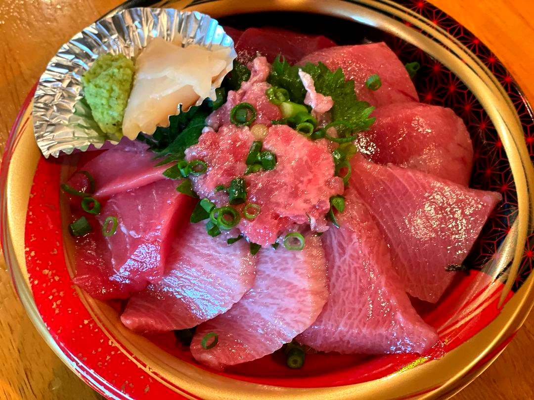 焼津港みなみの大行列の真相！極上まぐろ丼の評判と失敗しない攻略術