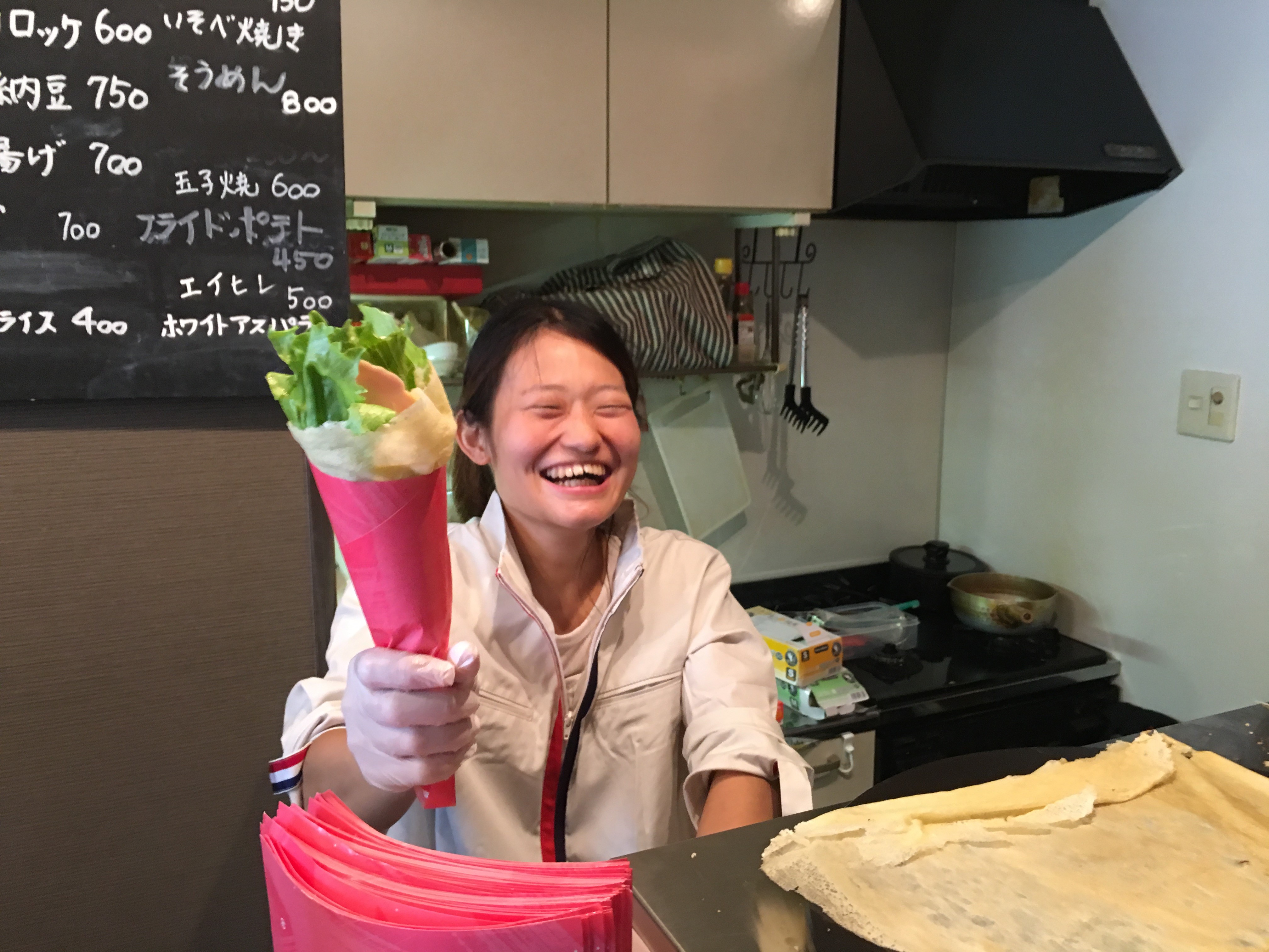 なぜクレープ屋に行列ができるのか？2026年最新トレンドと裏側